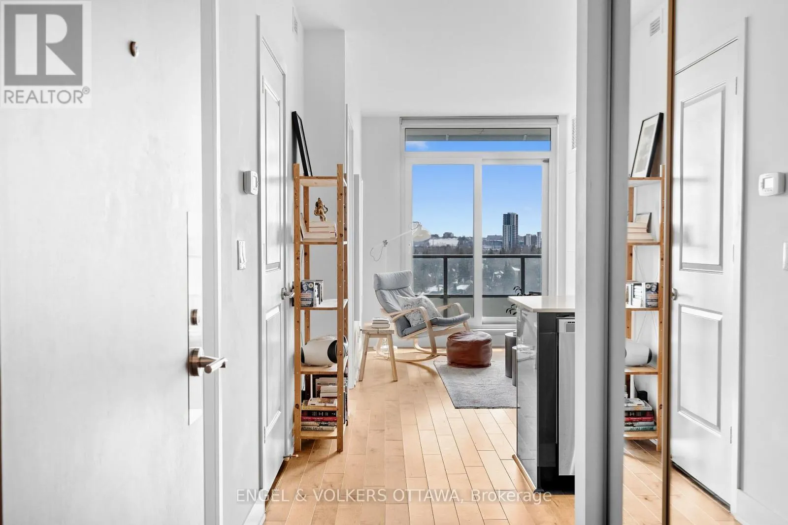 1209 - 485 RICHMOND ROAD