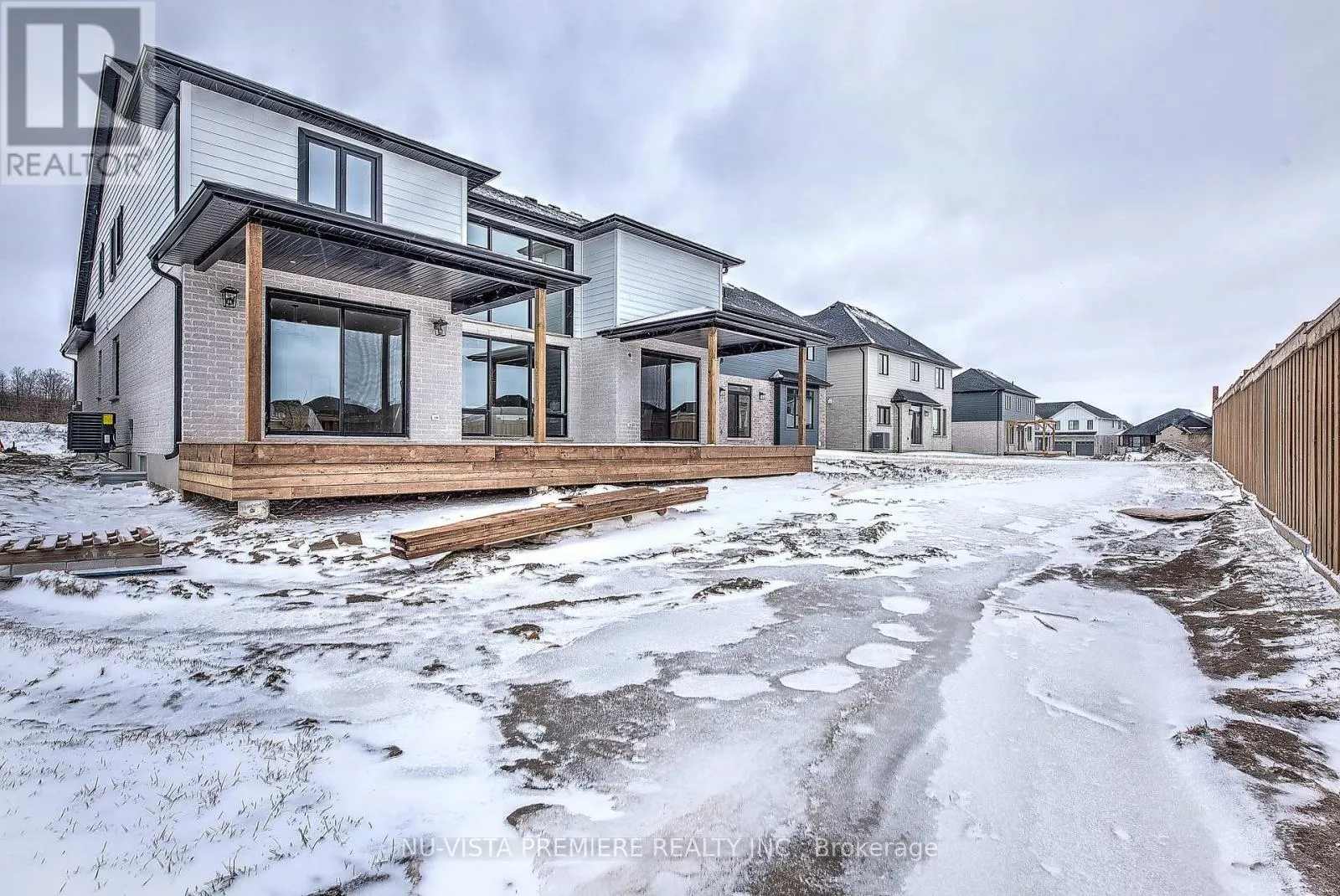 71 BASIL CRESCENT