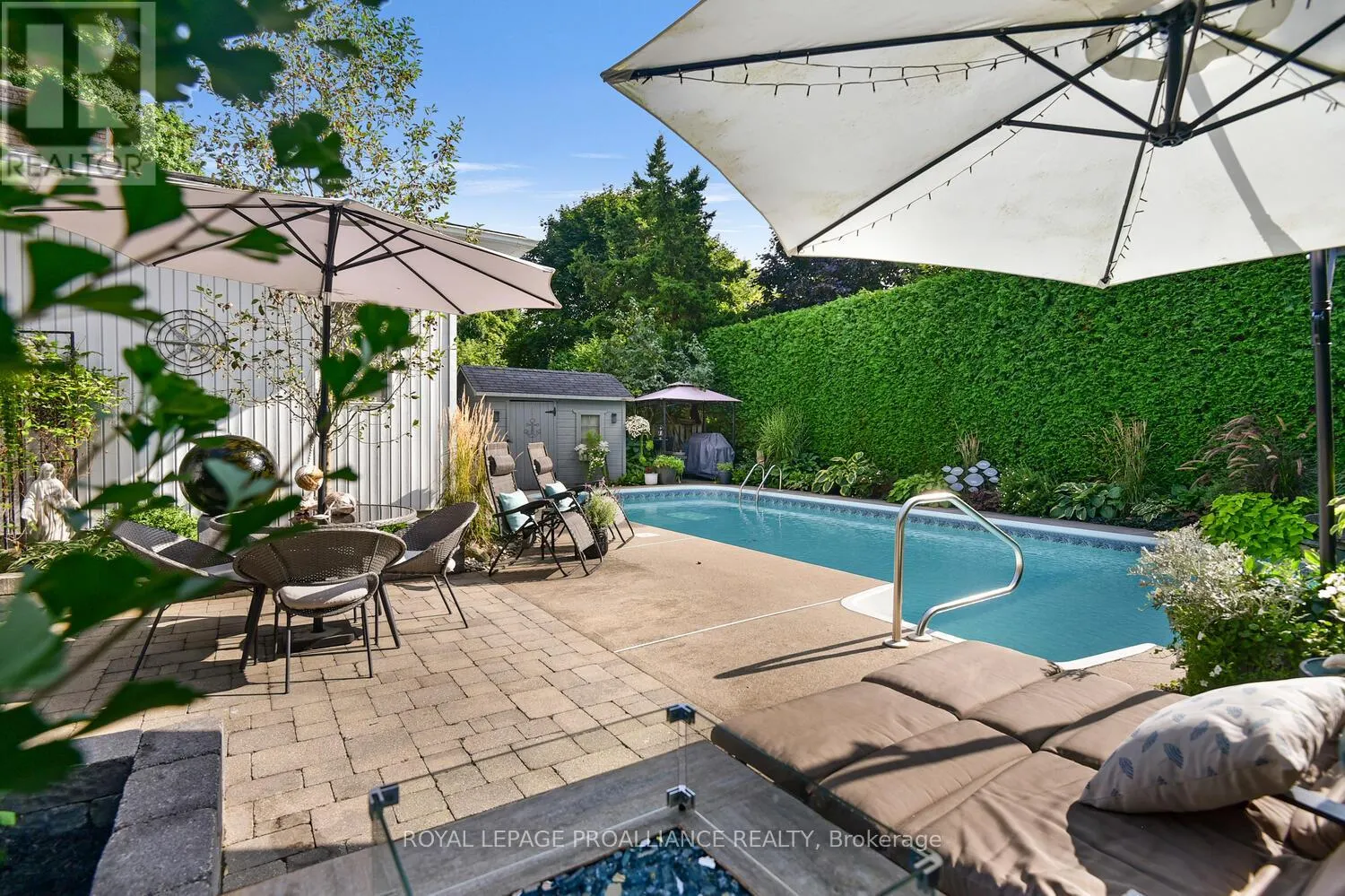 251 COLONEL DOUGLAS CRESCENT
