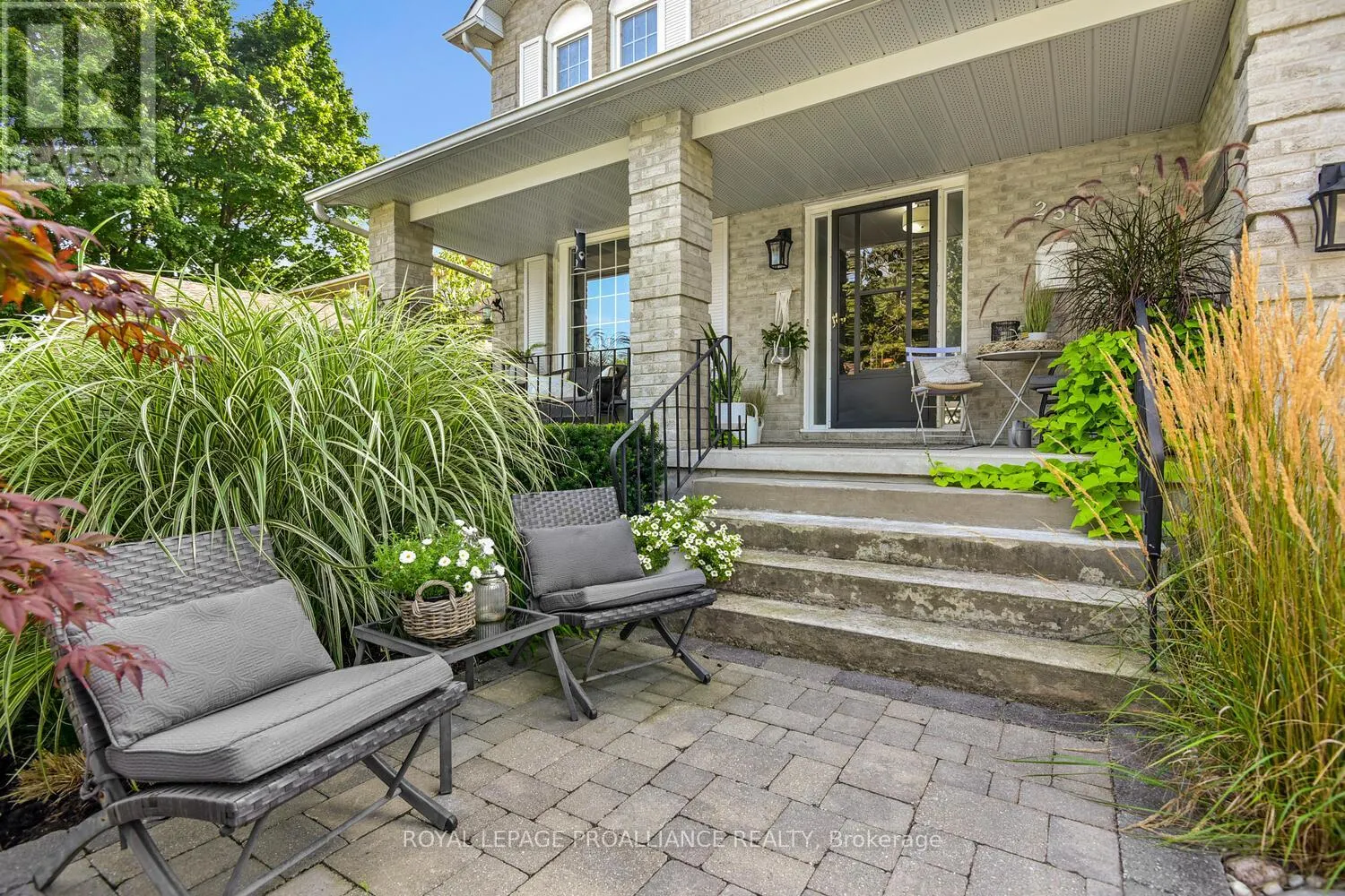 251 COLONEL DOUGLAS CRESCENT