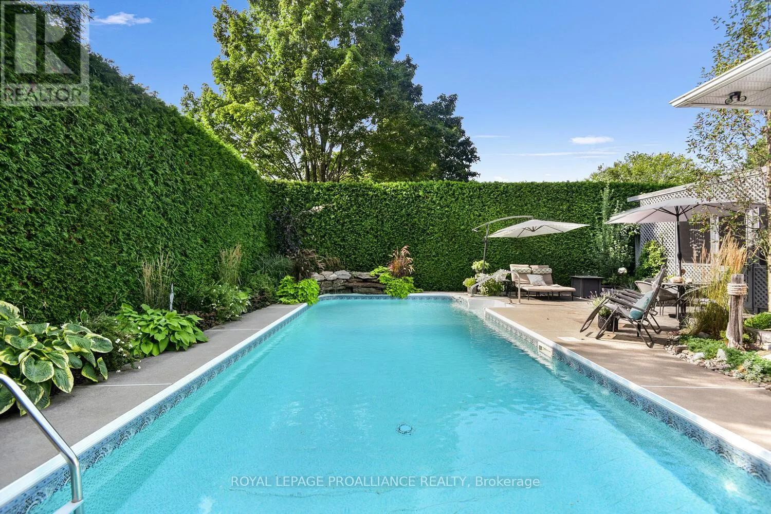 251 COLONEL DOUGLAS CRESCENT