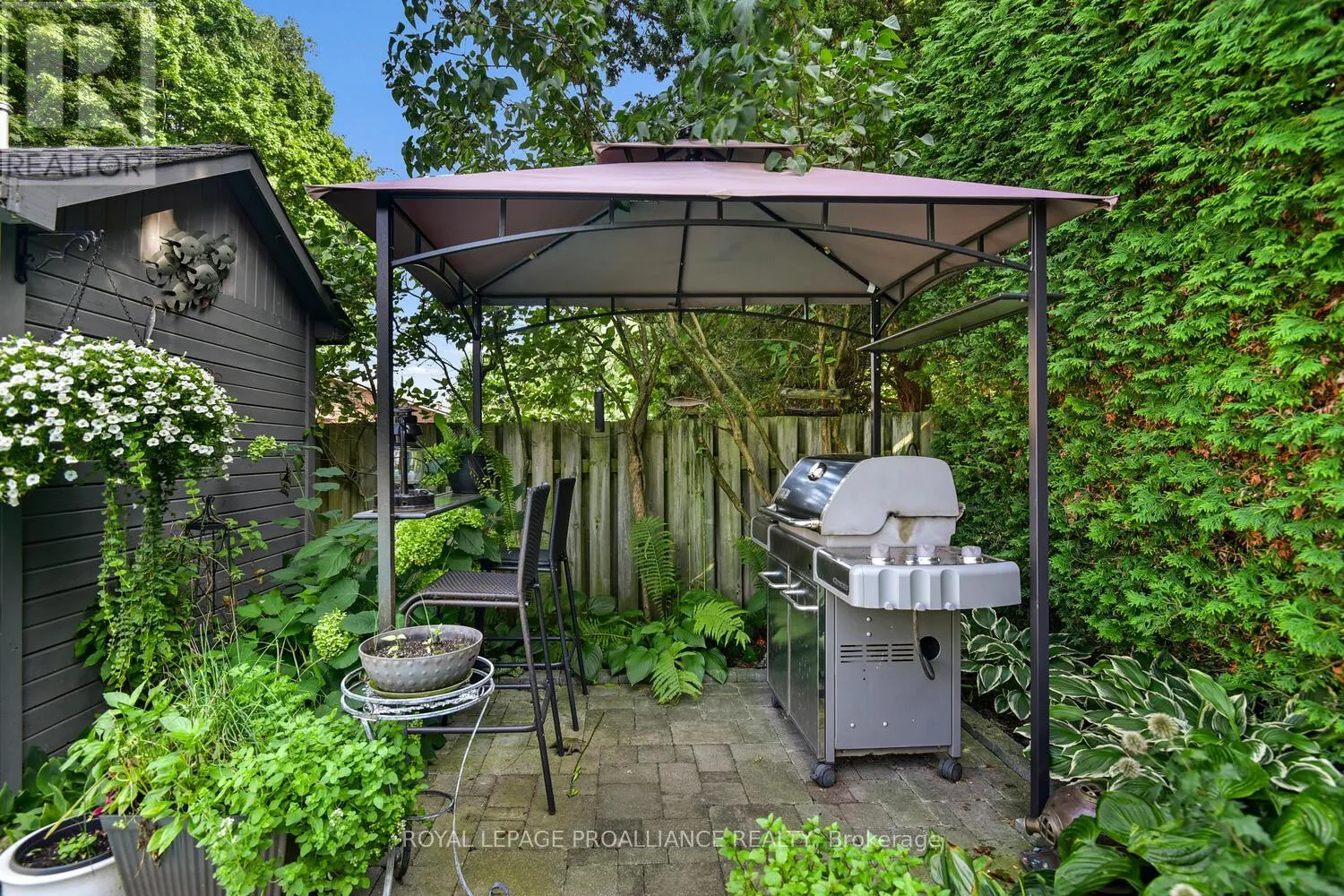 251 COLONEL DOUGLAS CRESCENT