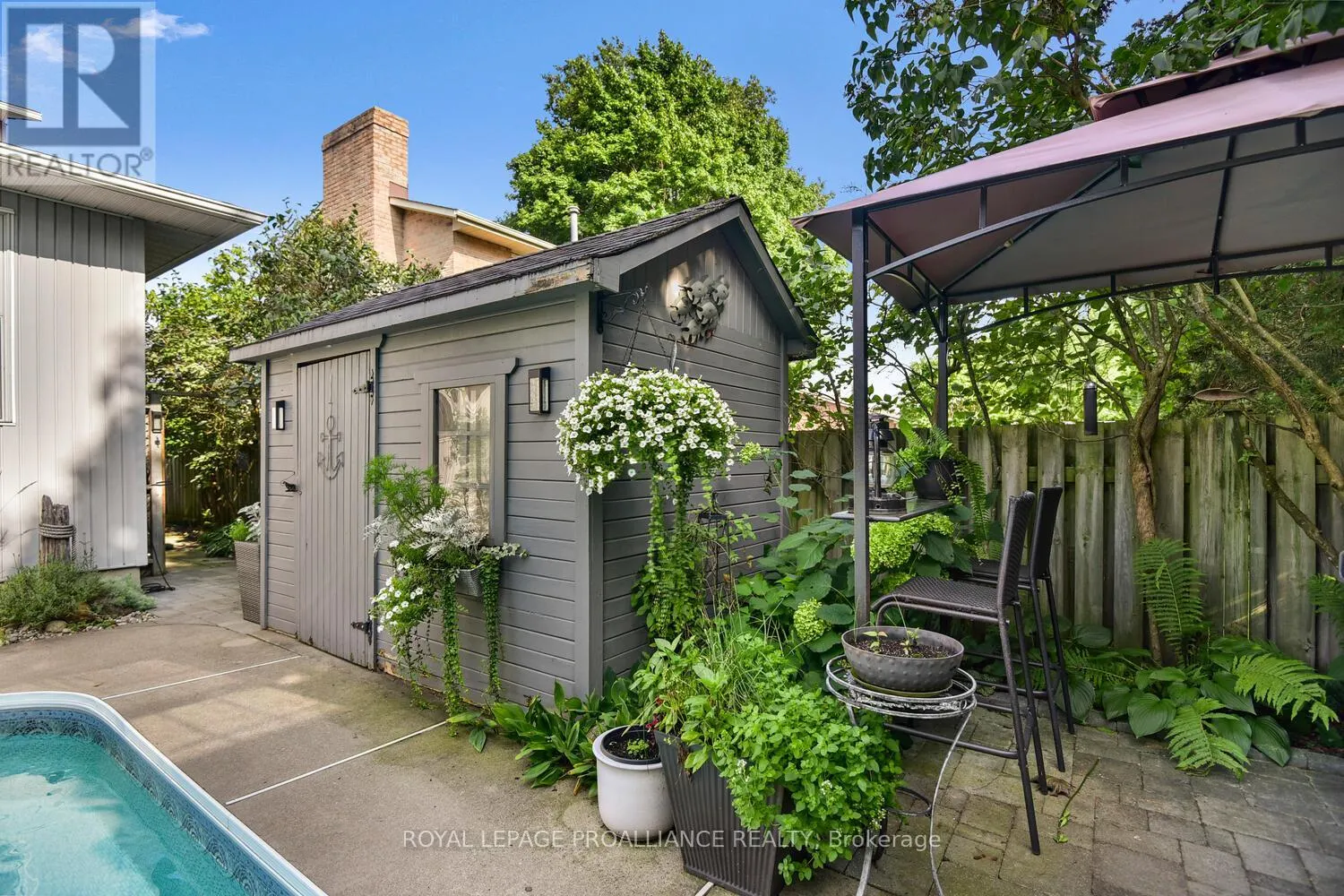 251 COLONEL DOUGLAS CRESCENT