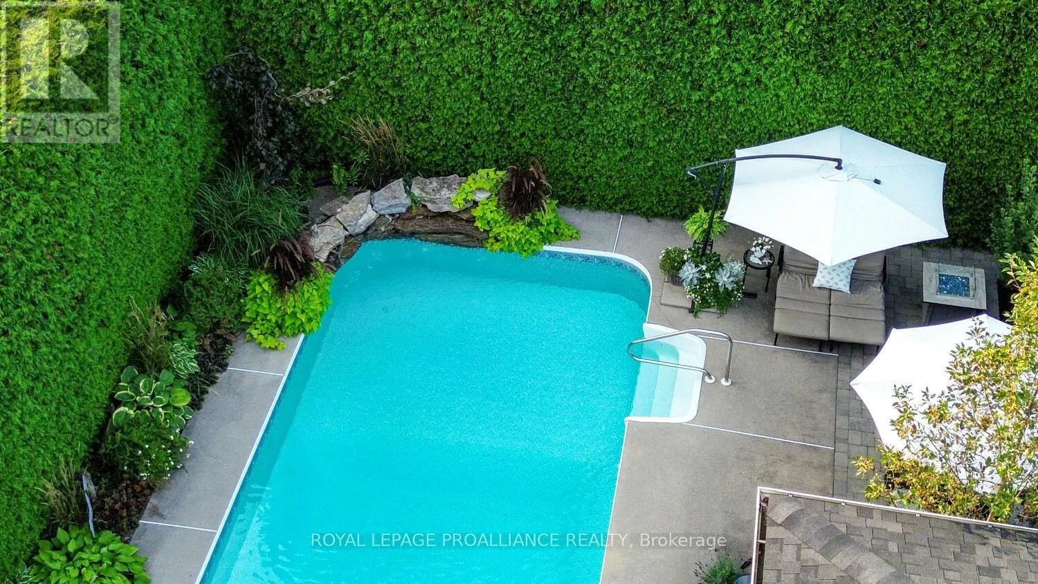 251 COLONEL DOUGLAS CRESCENT