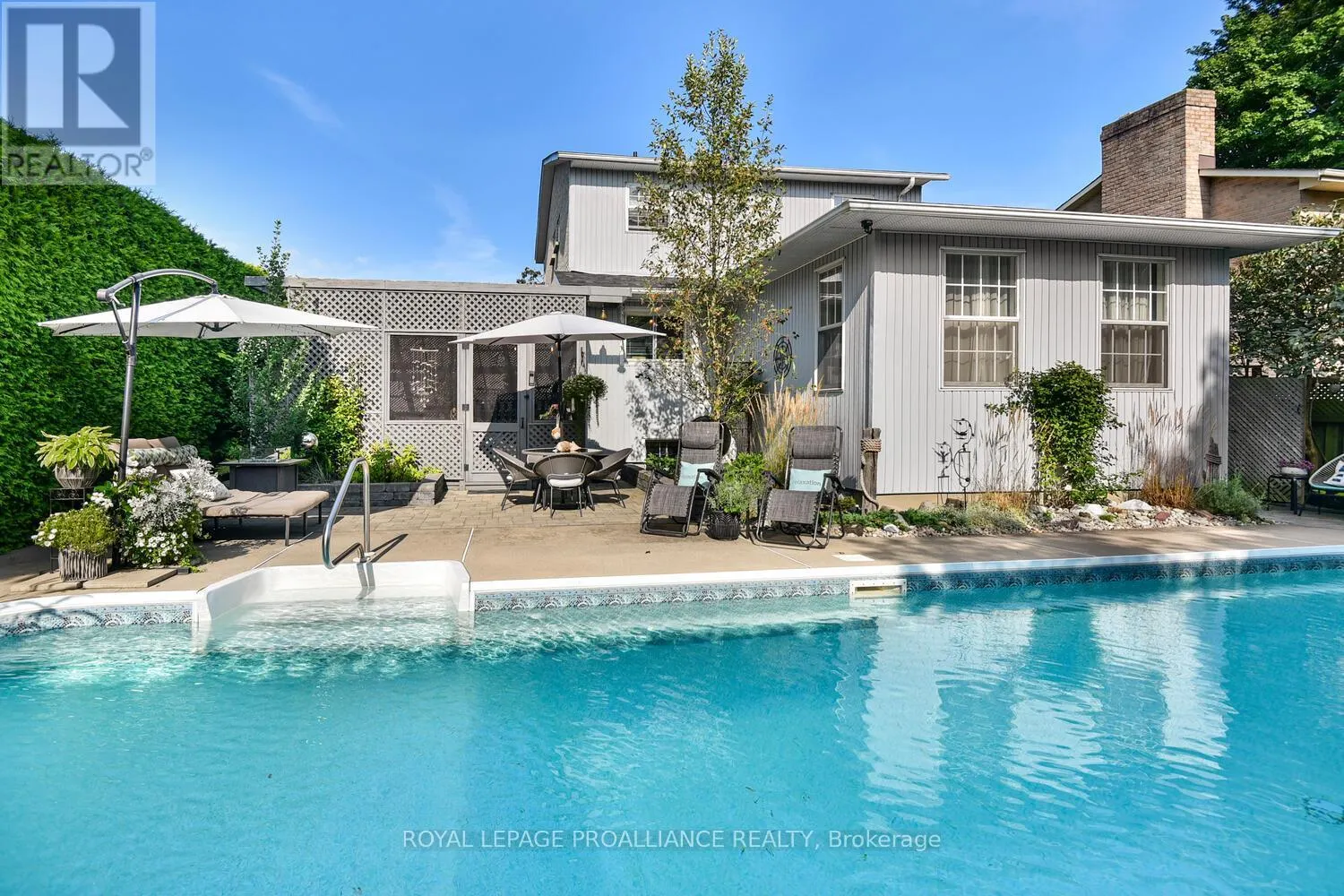 251 COLONEL DOUGLAS CRESCENT
