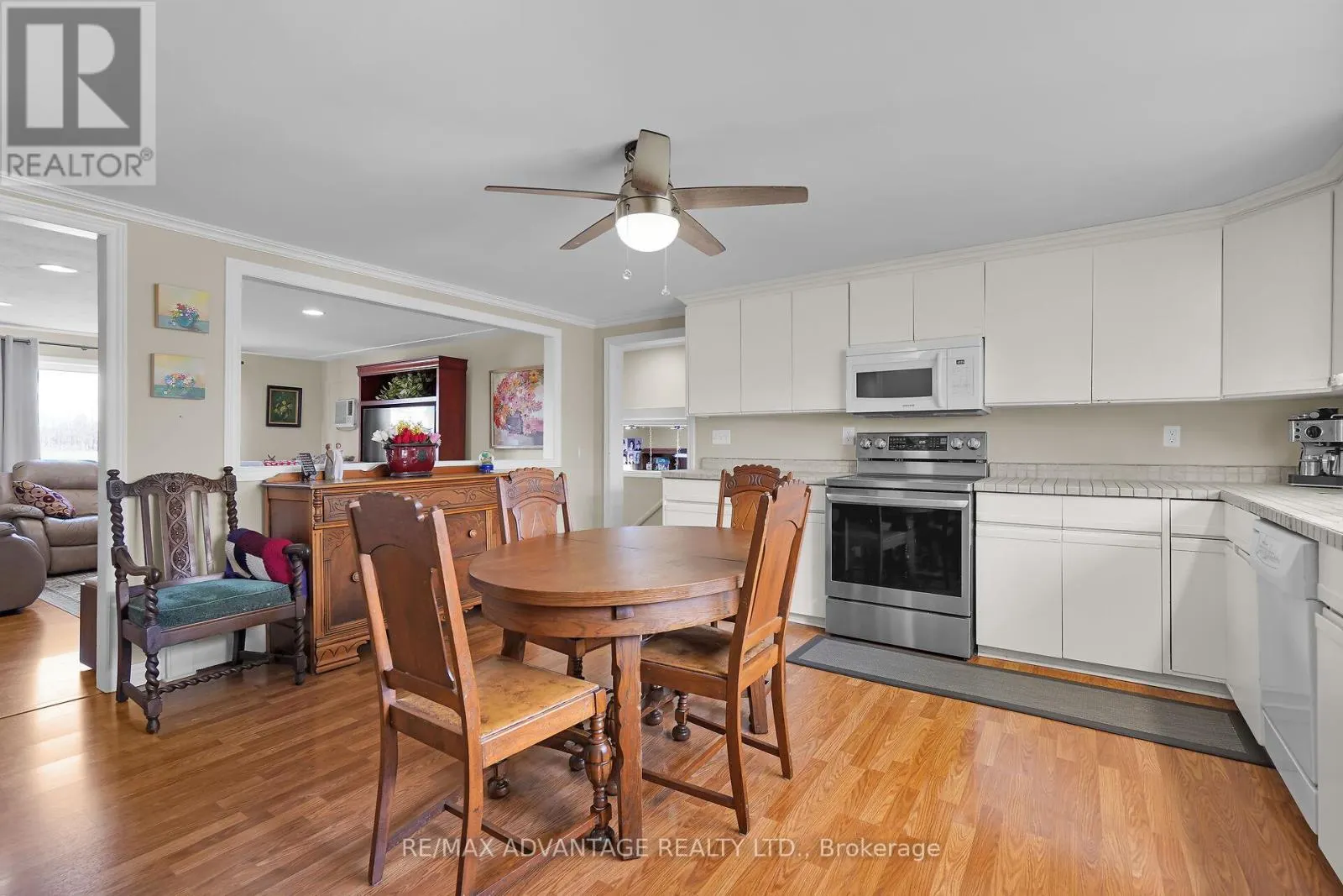 2678 DORCHESTER ROAD