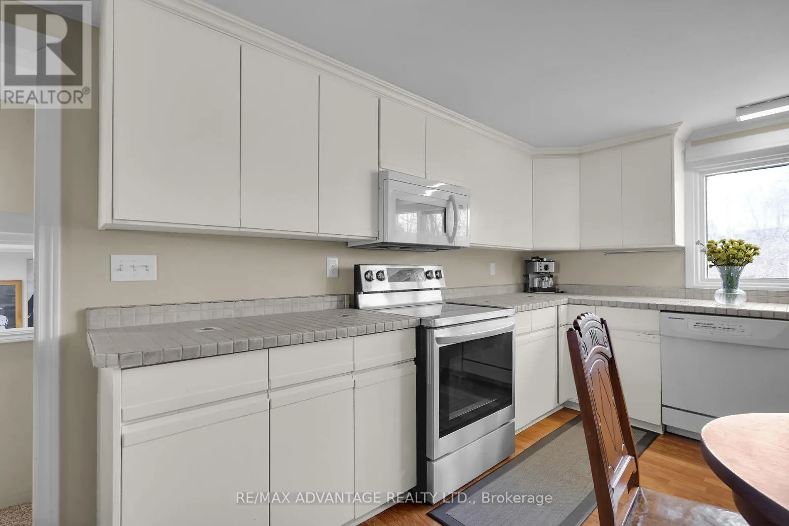 2678 DORCHESTER ROAD