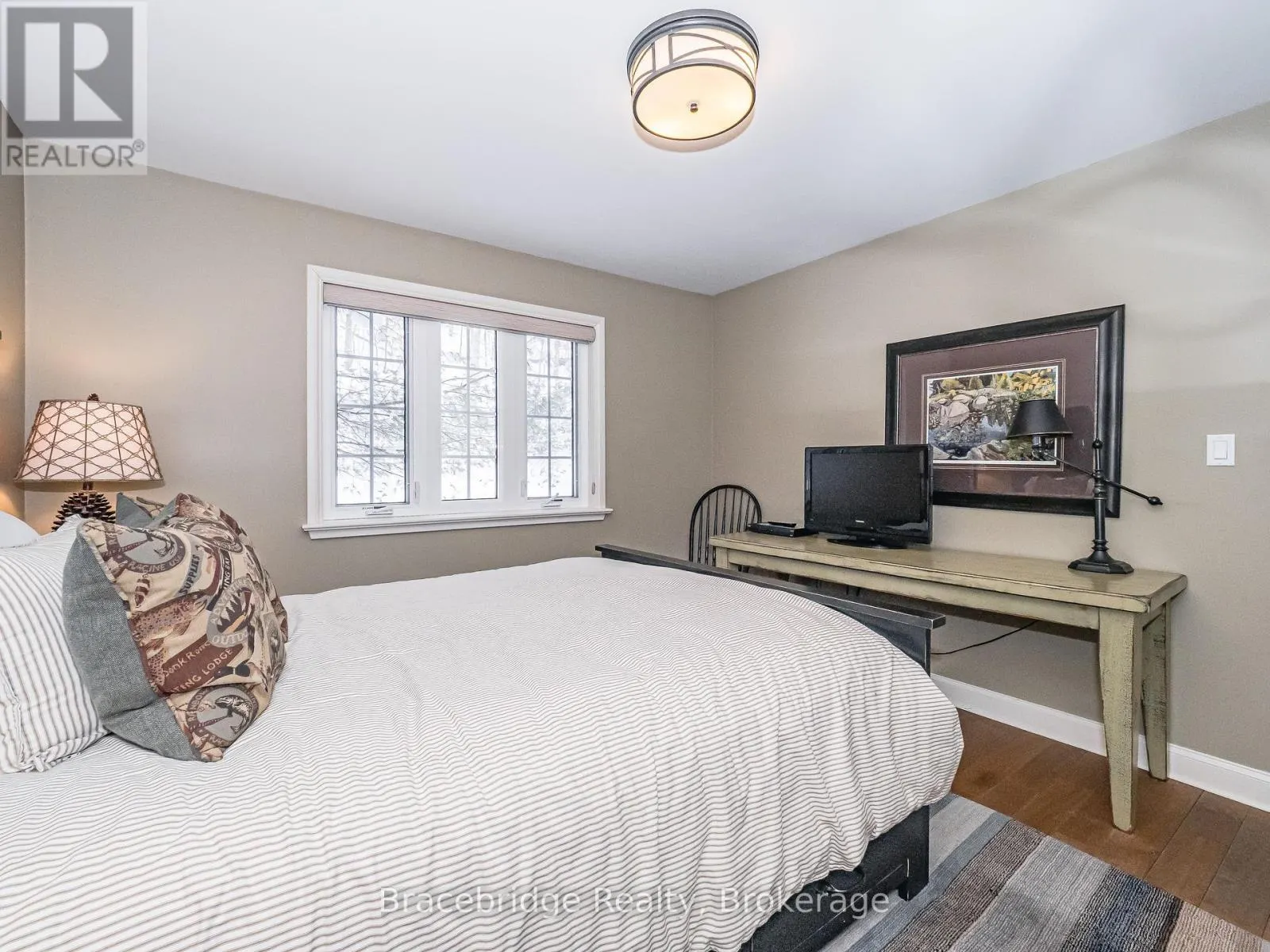 SANDFIELD 5 W10 - 3876 MUSKOKA RD HWY 118 W