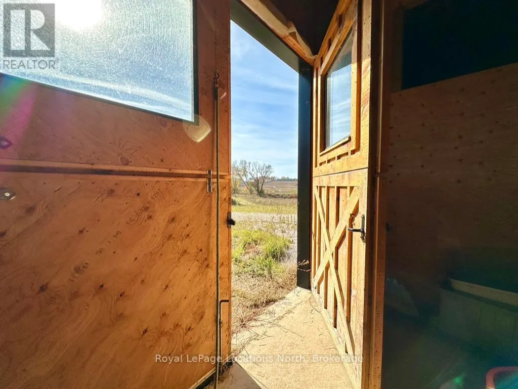 137662 GREY ROAD 12