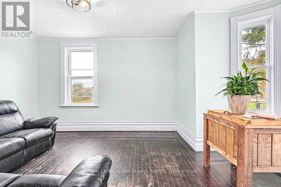 137662 GREY ROAD 12