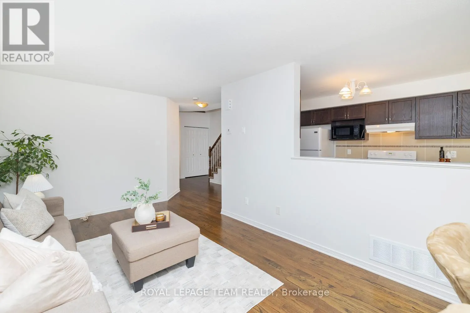 209 MACOUN CIRCLE