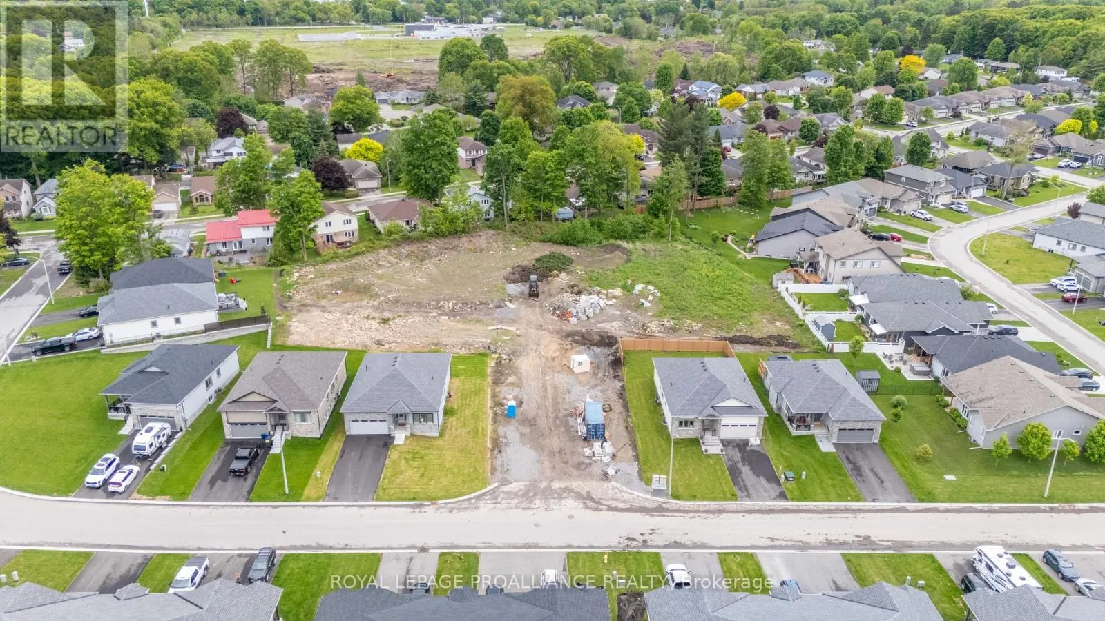 109 MANAHAN COURT COURT
