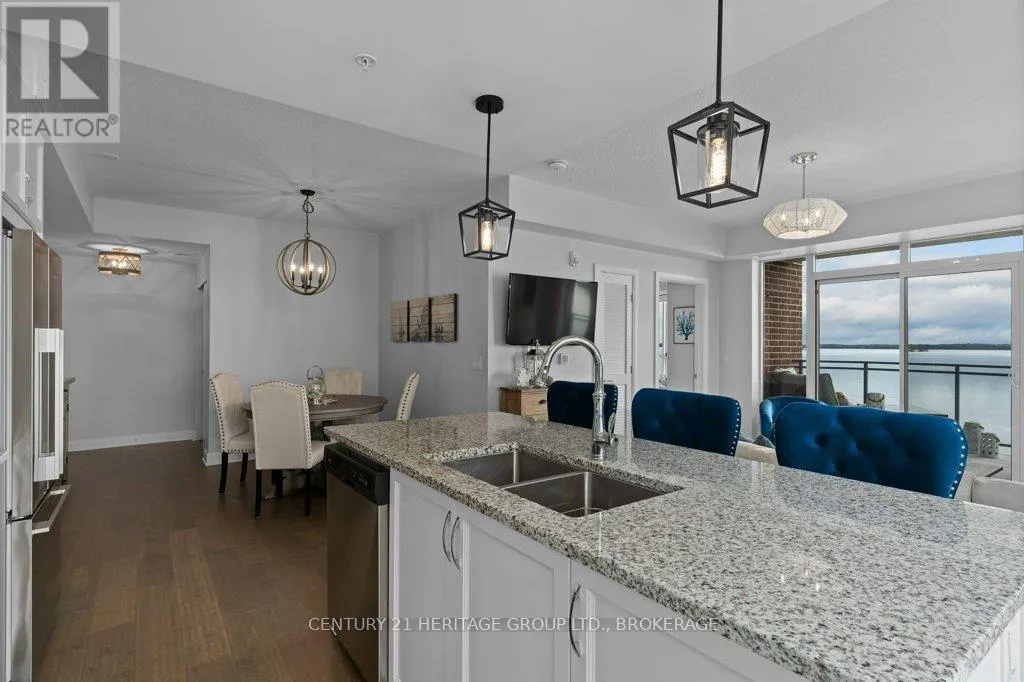 306 - 129 SOUTH STREET, #306