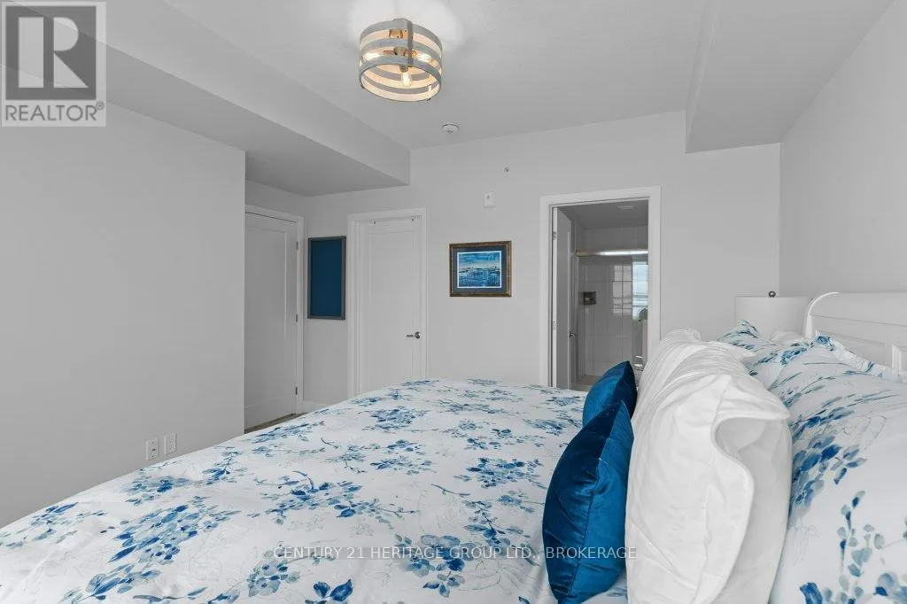 306 - 129 SOUTH STREET, #306