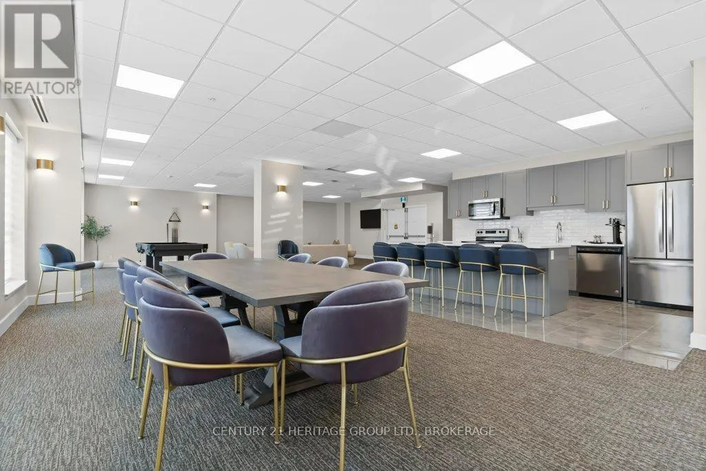 306 - 129 SOUTH STREET, #306