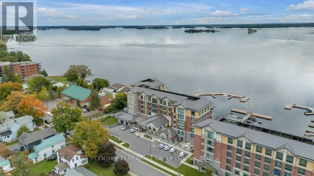 306 - 129 SOUTH STREET, #306