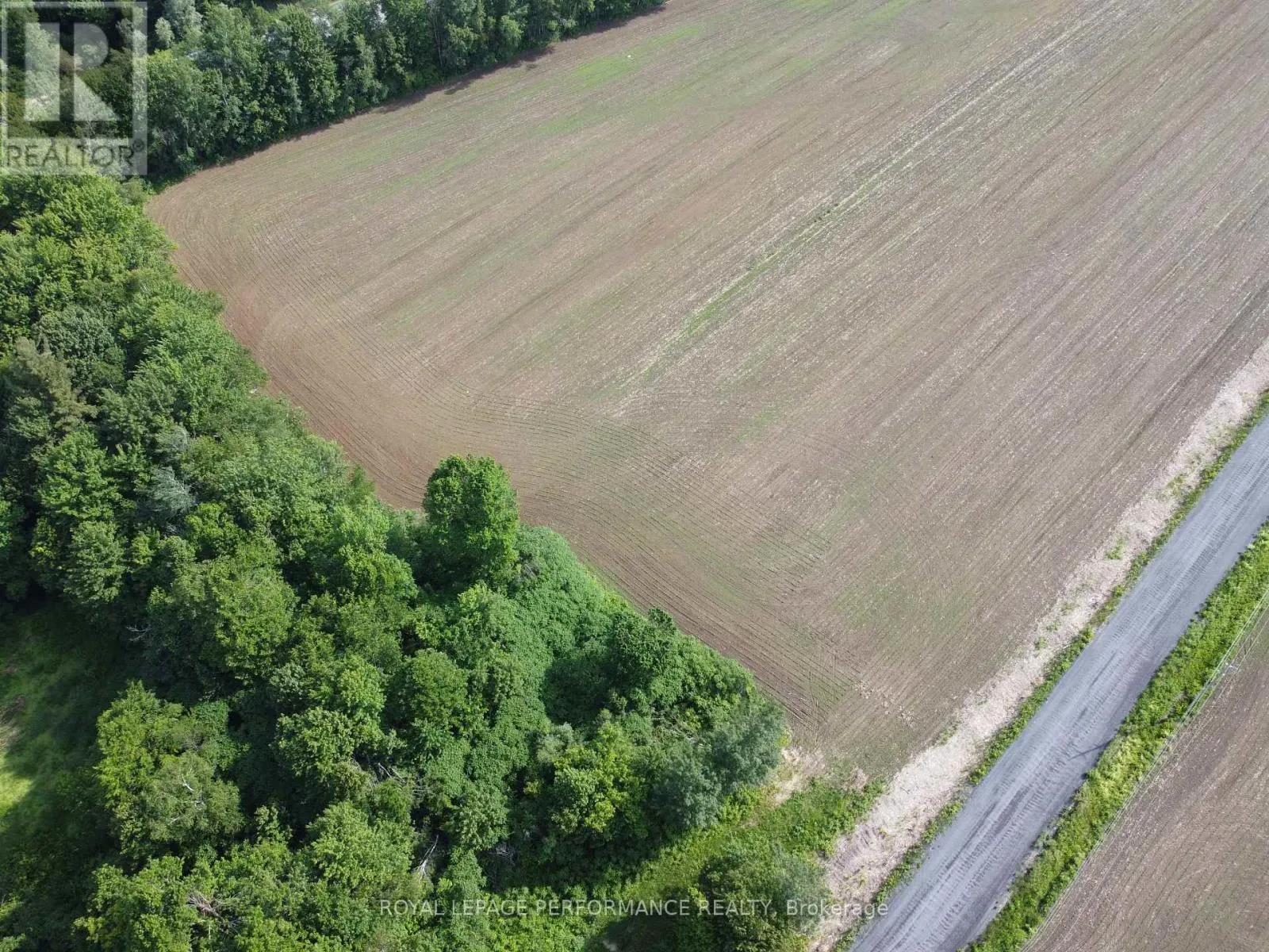 1053 MONTEE LAFONTAINE ROAD W