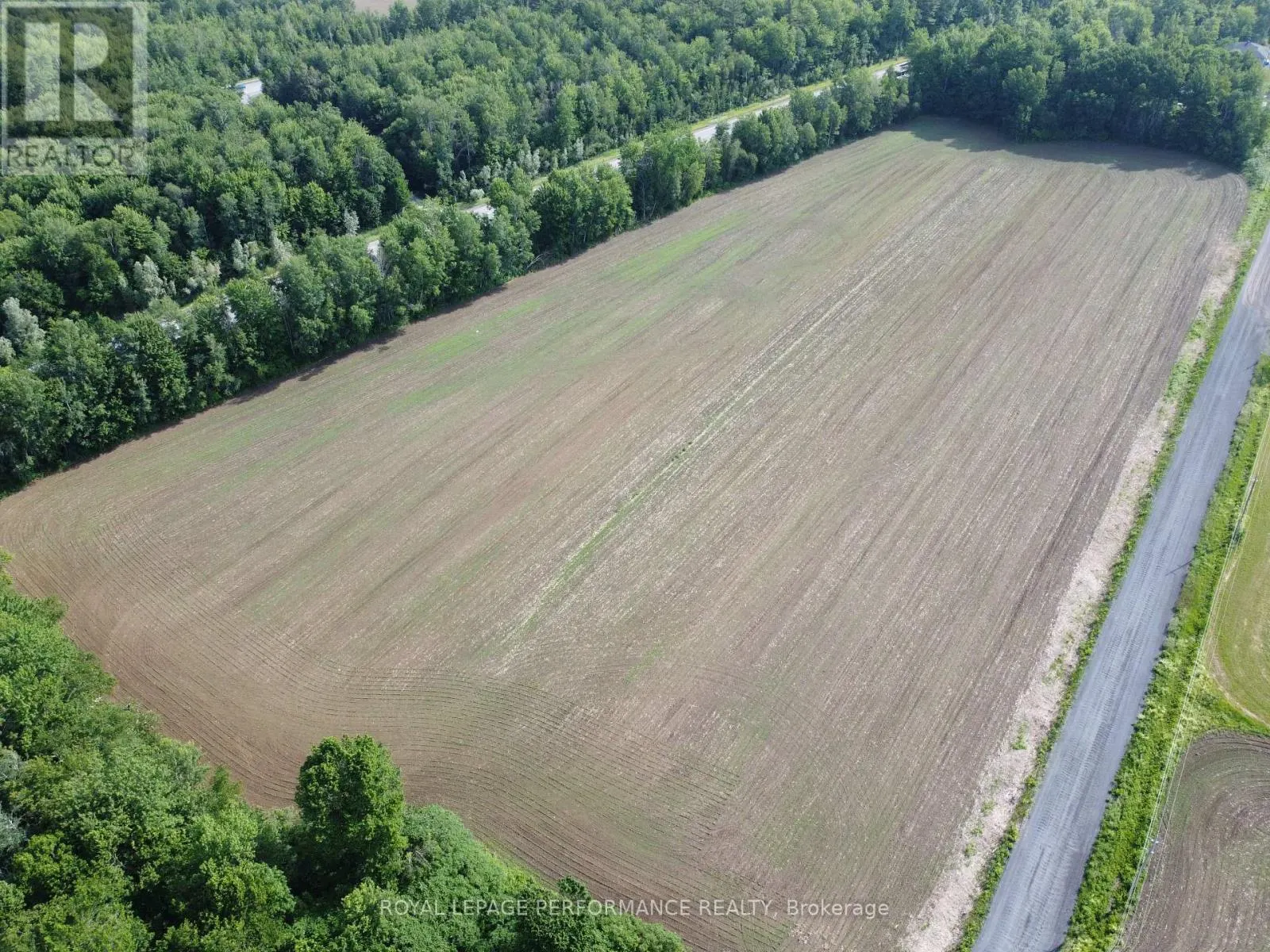 1053 MONTEE LAFONTAINE ROAD W