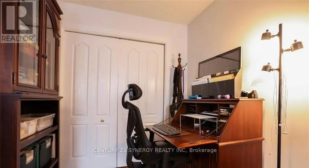 202 - 1285 CAHILL DRIVE