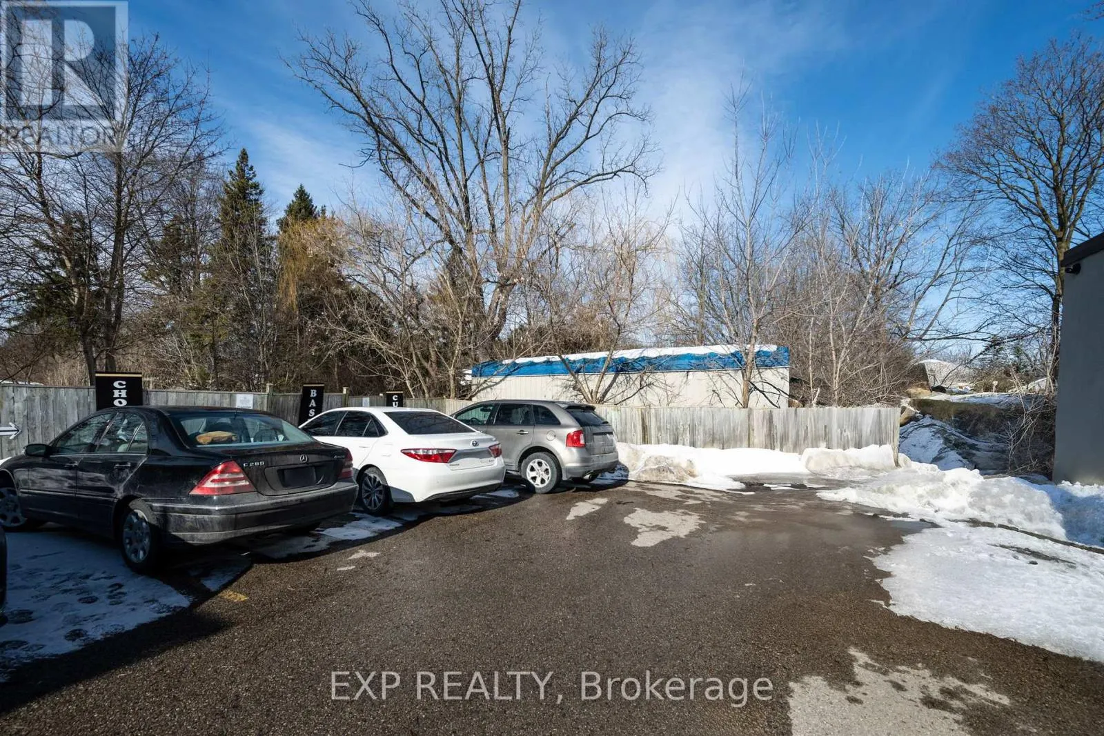 319 SPRINGBANK DRIVE