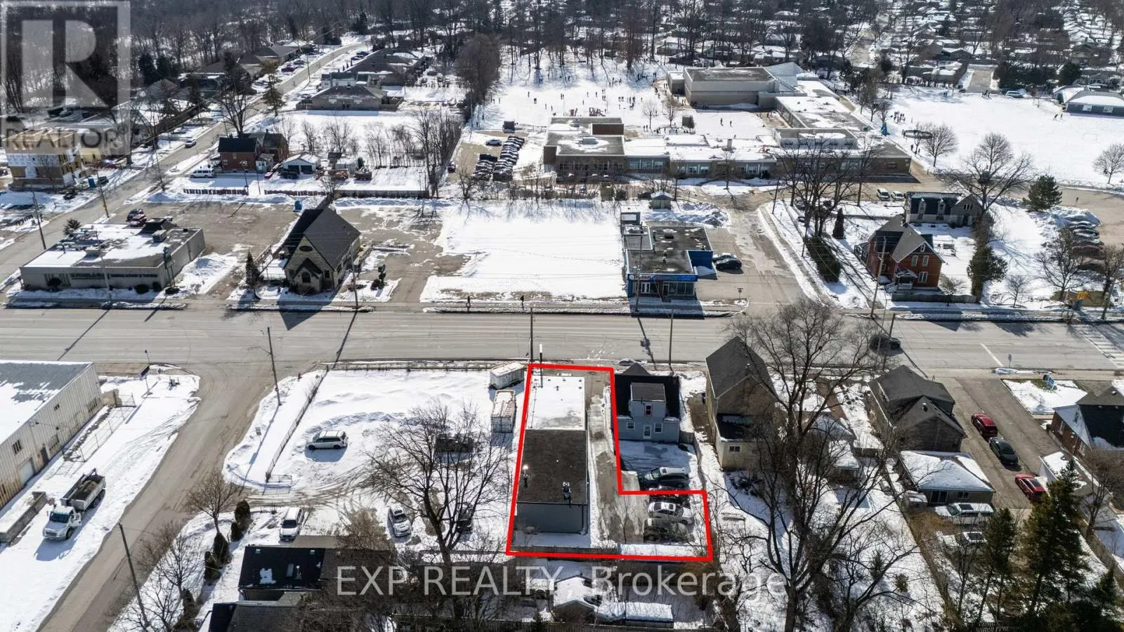 319 SPRINGBANK DRIVE