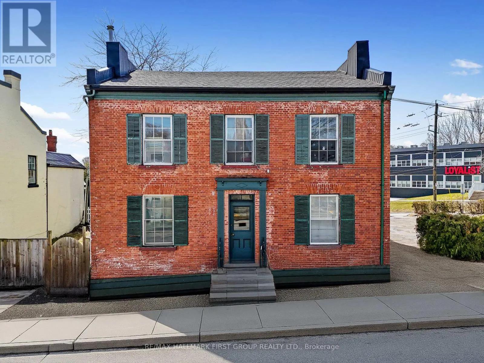 143 WALTON STREET