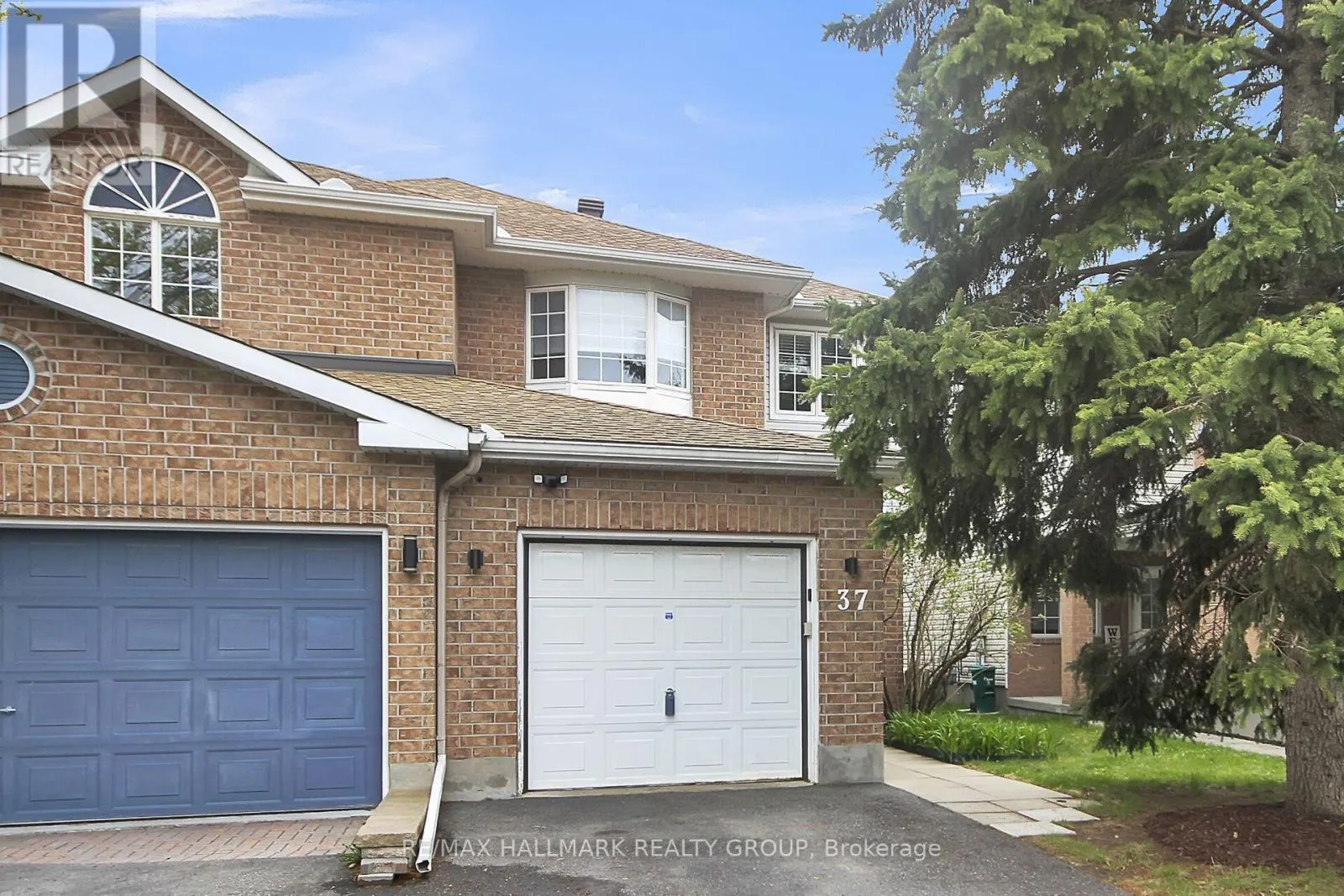 37 SUTCLIFFE TERRACE