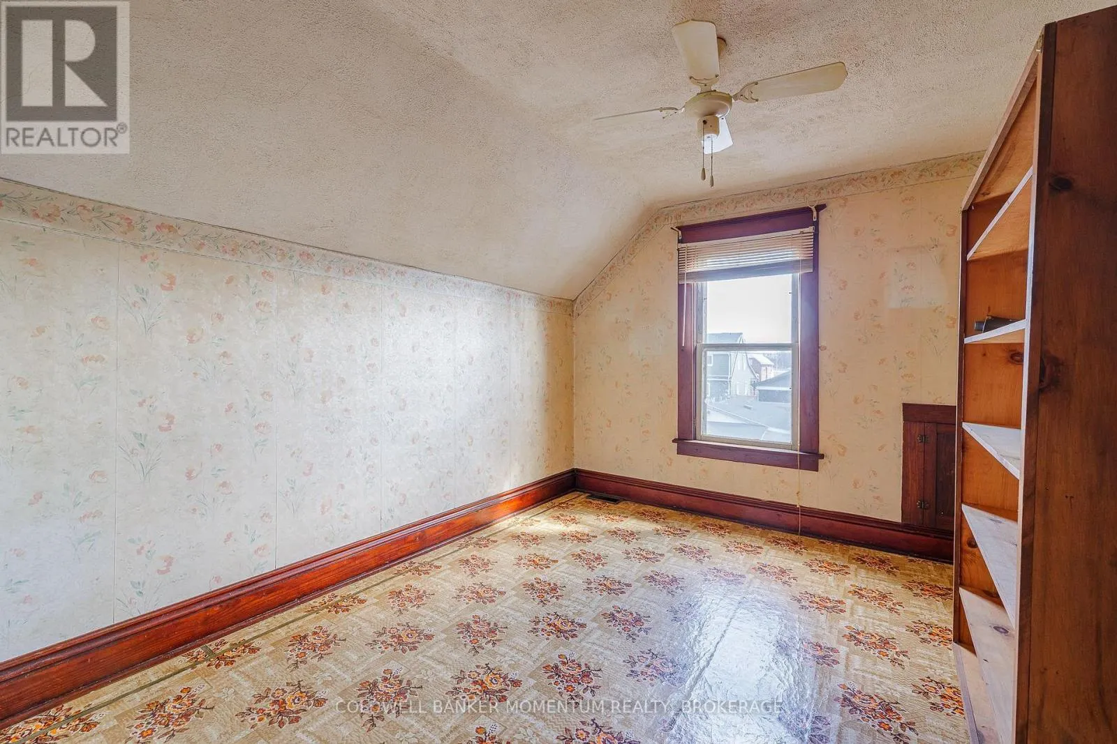 263 HUMBOLDT PARKWAY