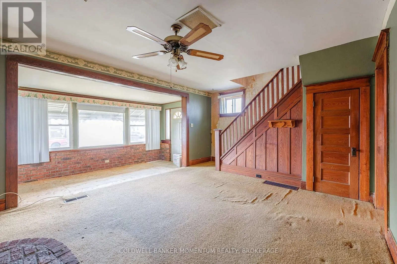 263 HUMBOLDT PARKWAY