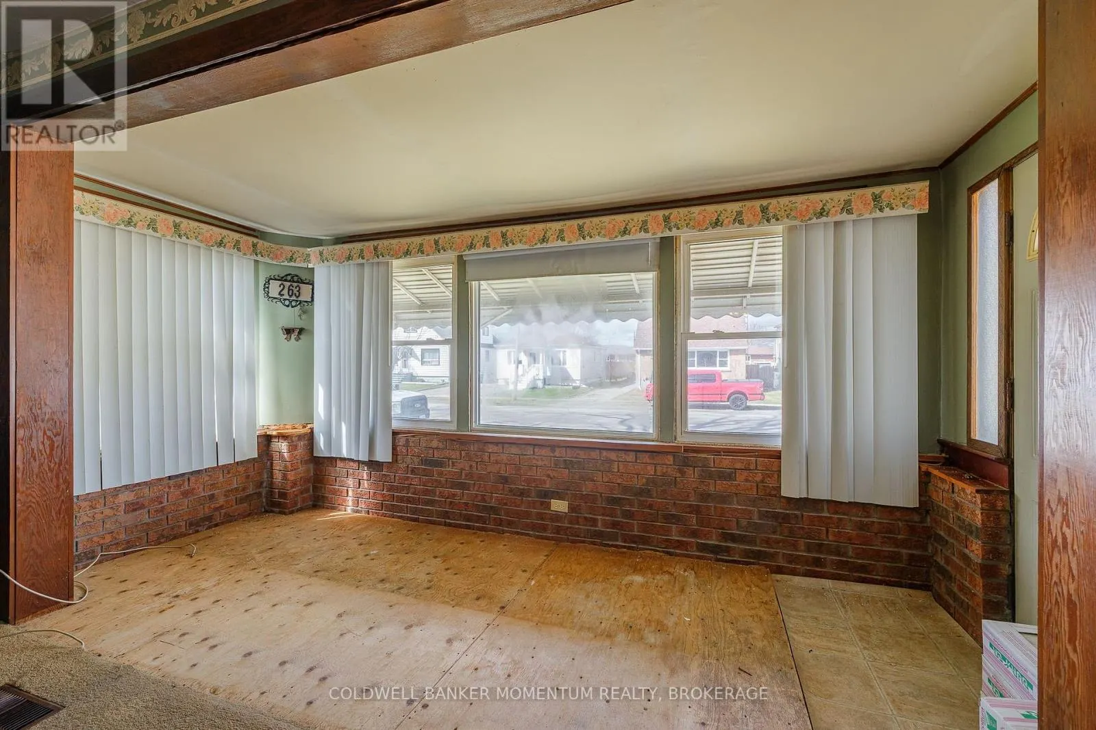 263 HUMBOLDT PARKWAY
