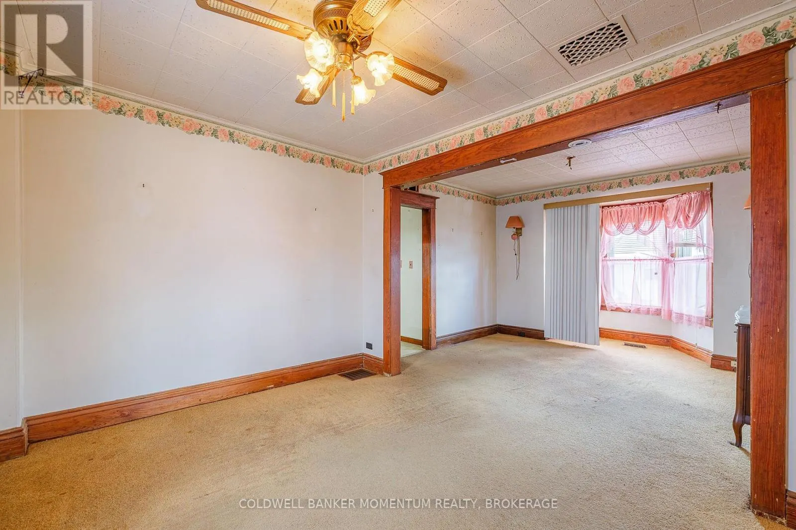 263 HUMBOLDT PARKWAY