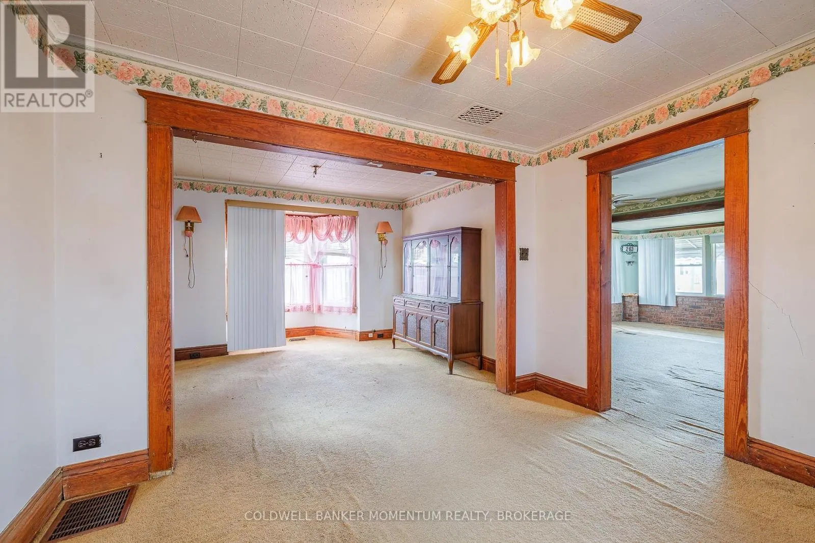 263 HUMBOLDT PARKWAY