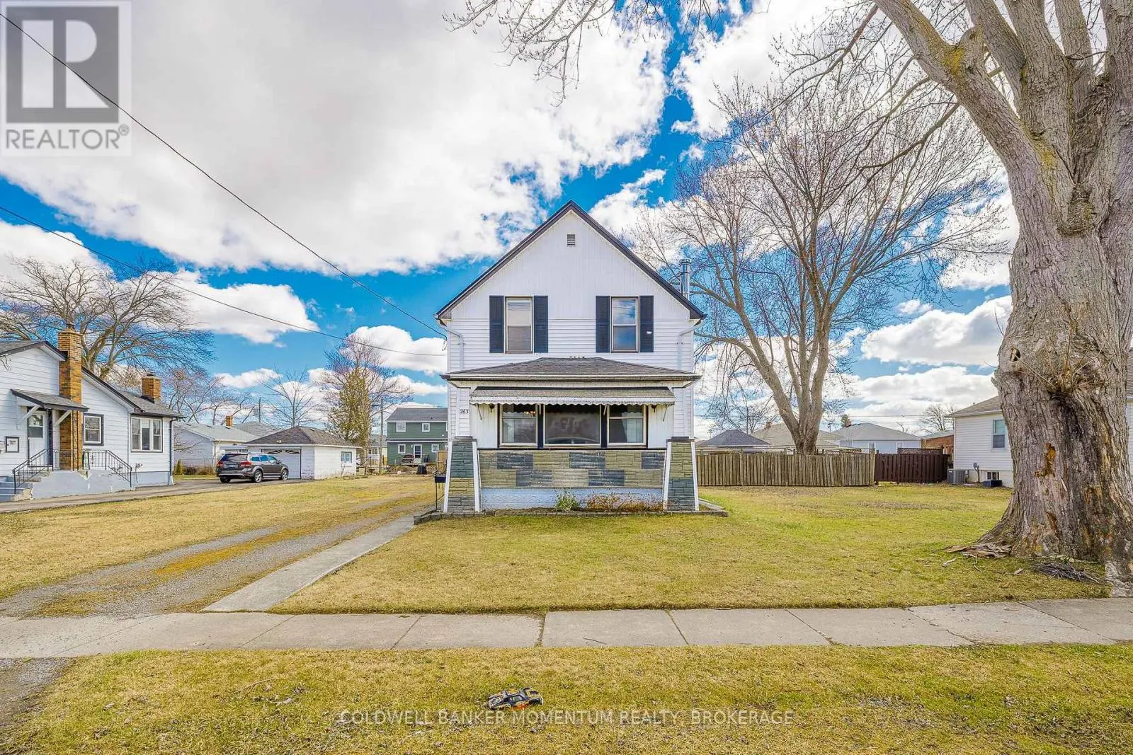 263 HUMBOLDT PARKWAY