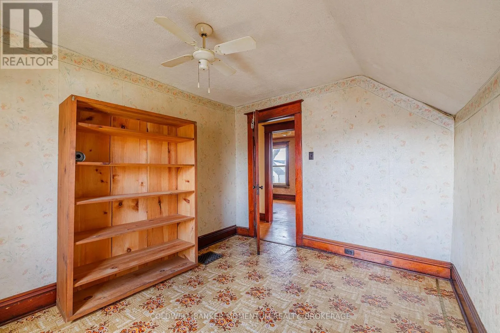 263 HUMBOLDT PARKWAY