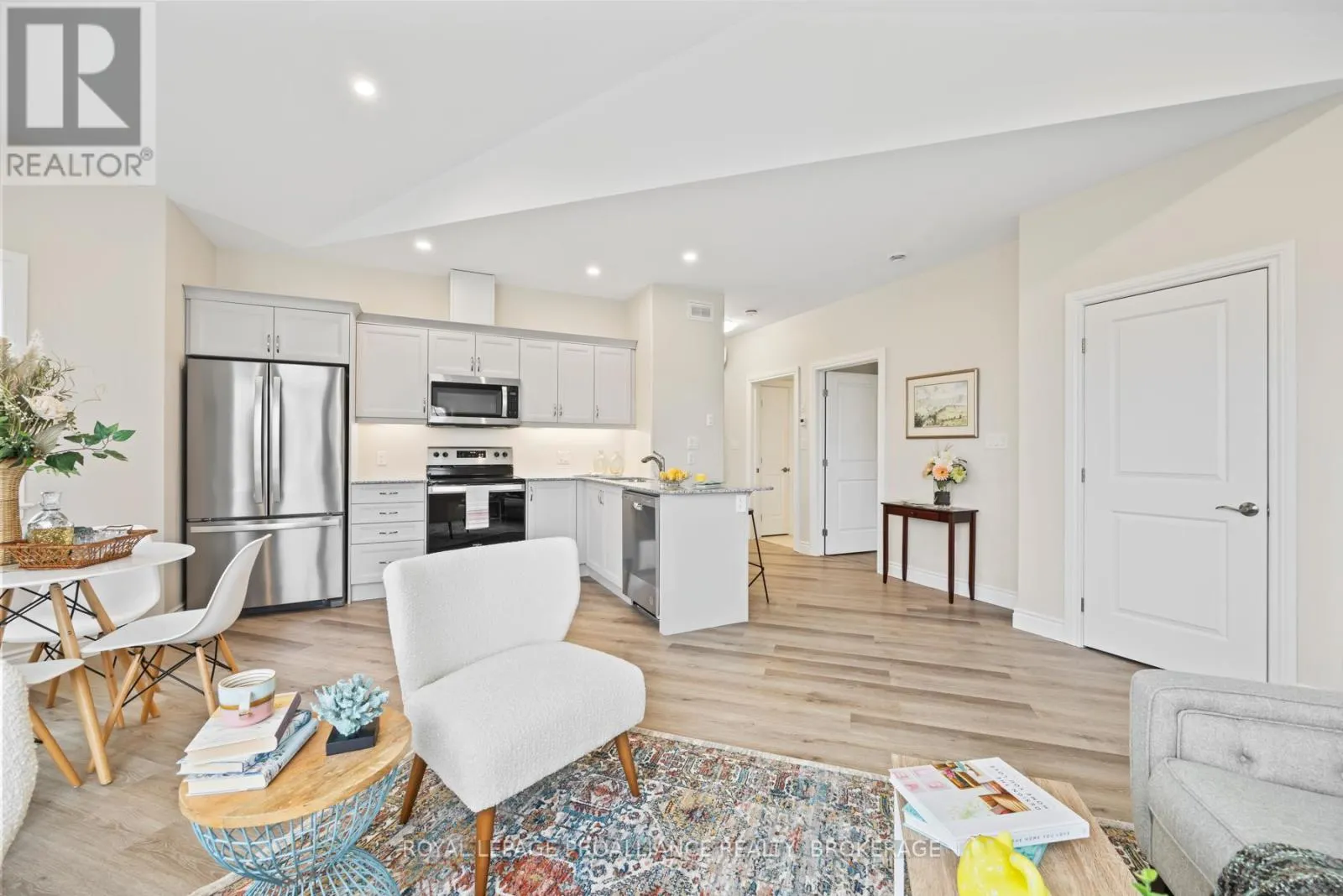 4 LOWRY PLACE