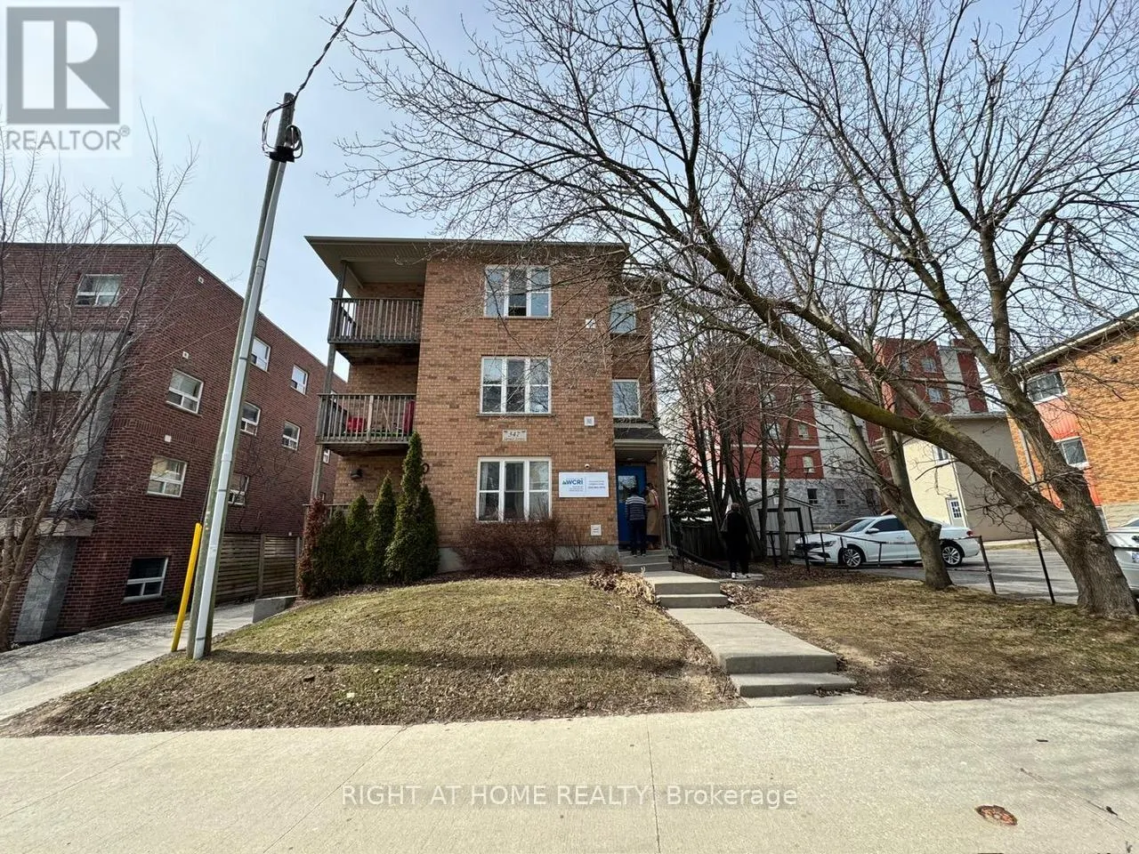 347 SPRUCE STREET