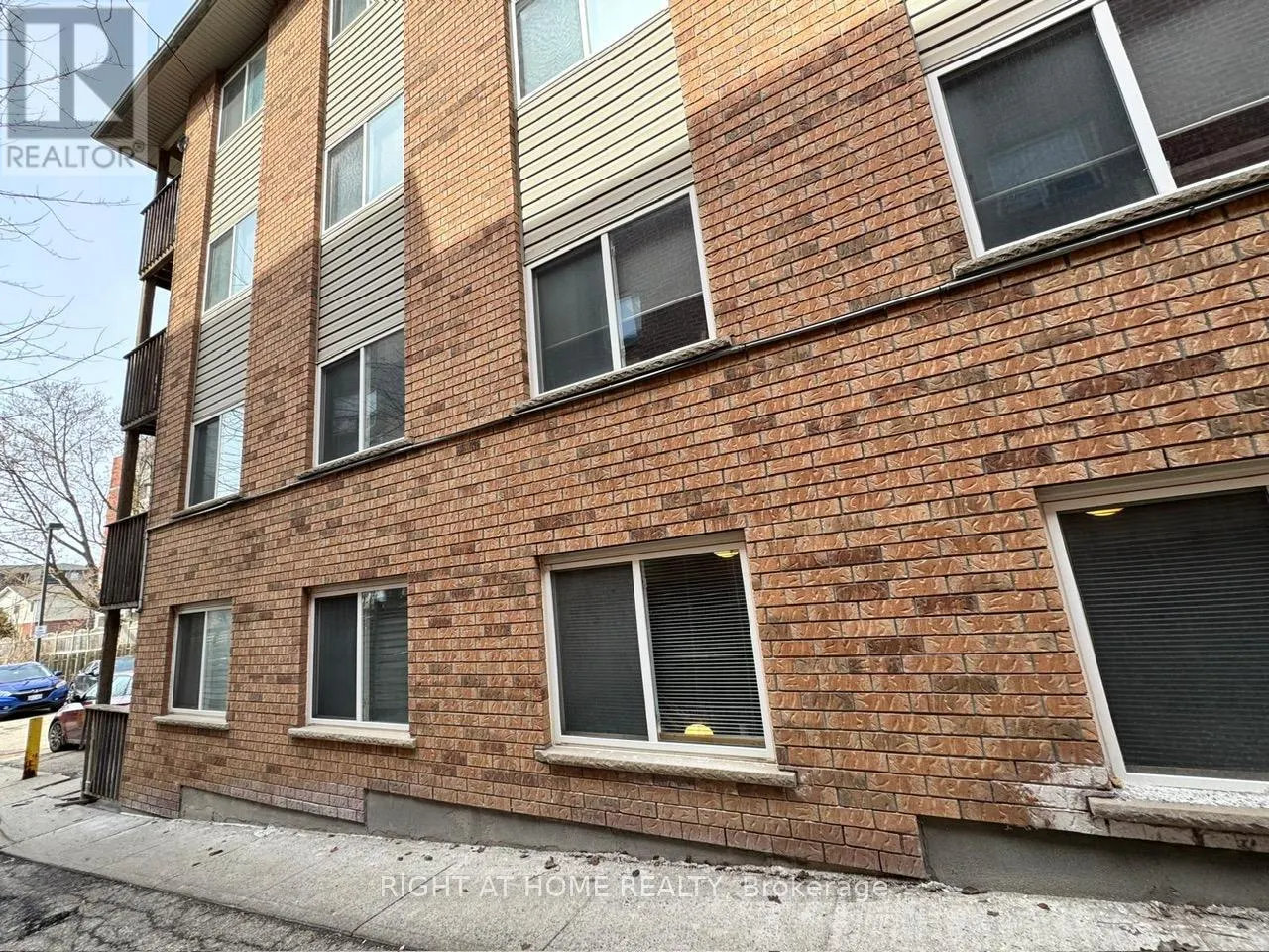 347 SPRUCE STREET