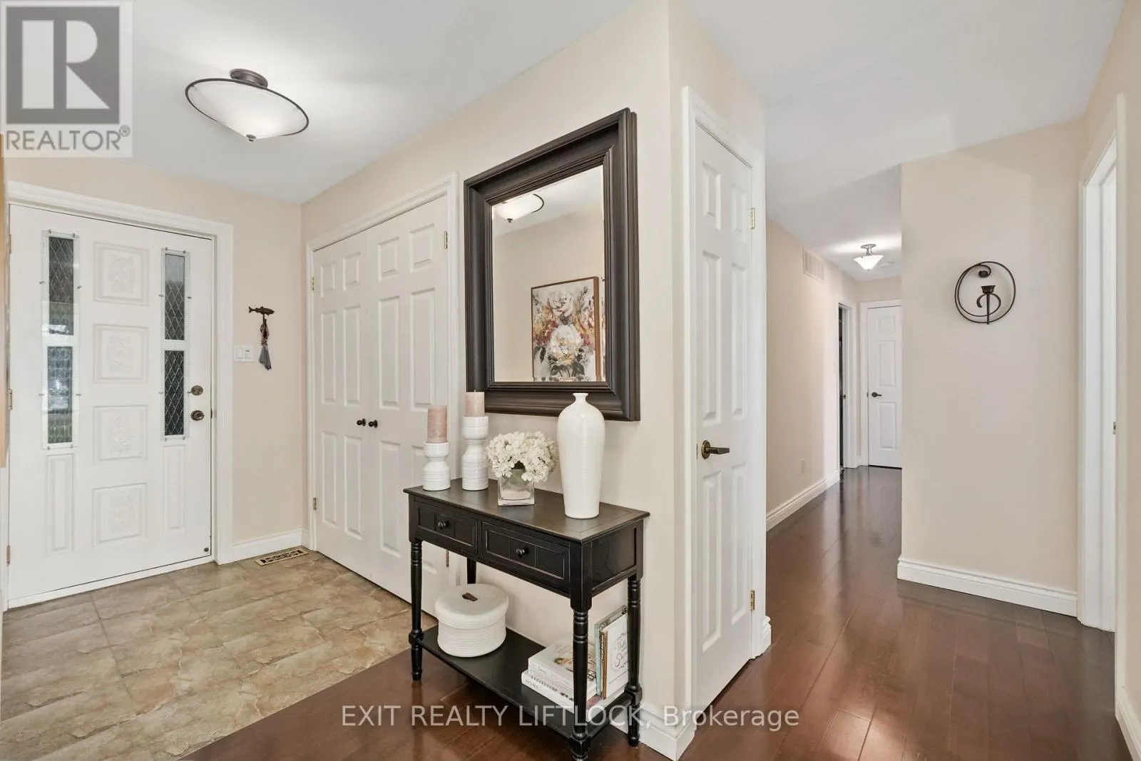 111-200 EAST STREET S
