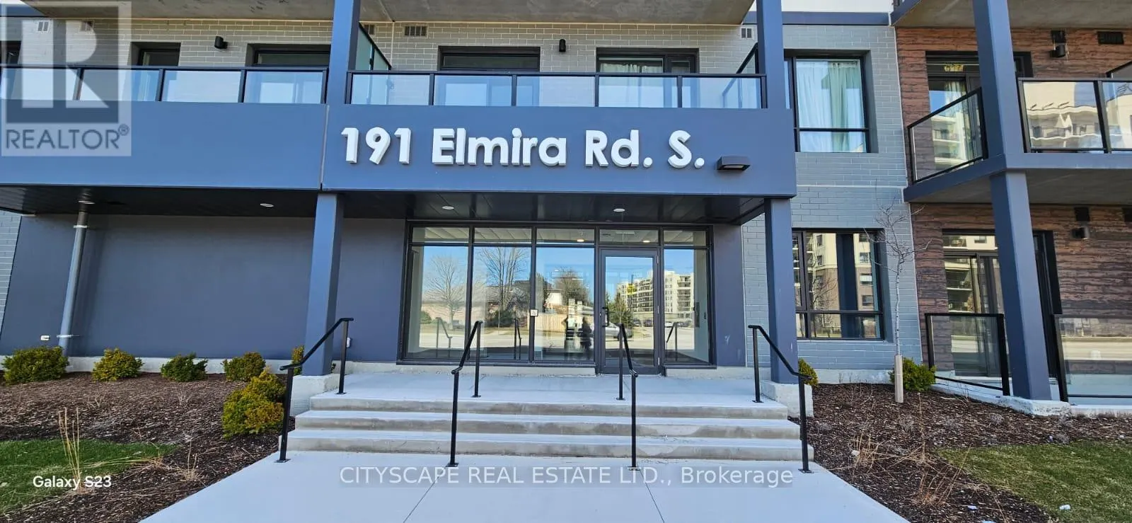 PH809 - 191 ELMIRA ROAD S