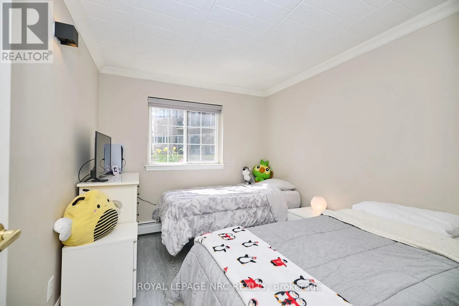 109 - 20 JOHN STREET, #109