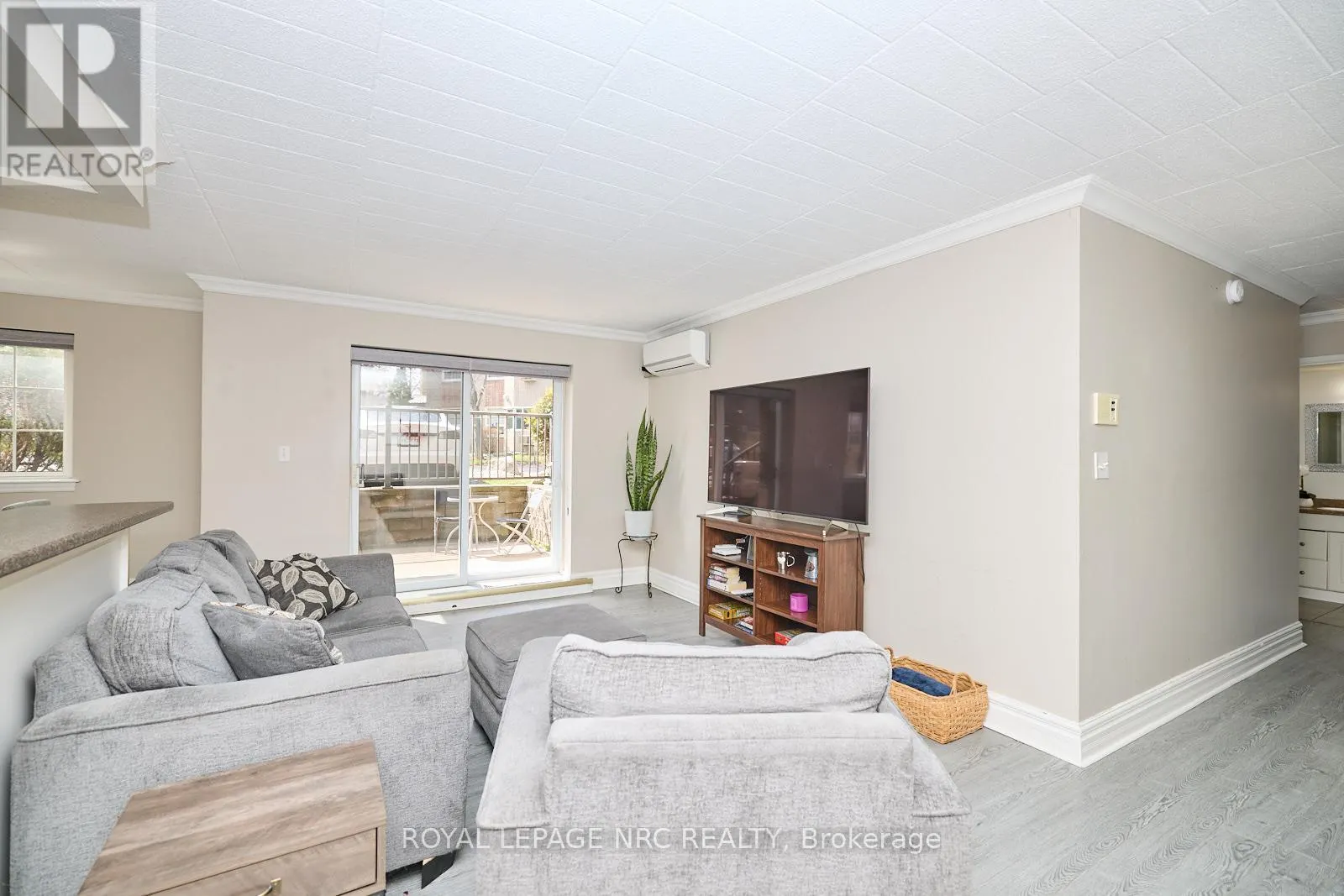109 - 20 JOHN STREET, #109