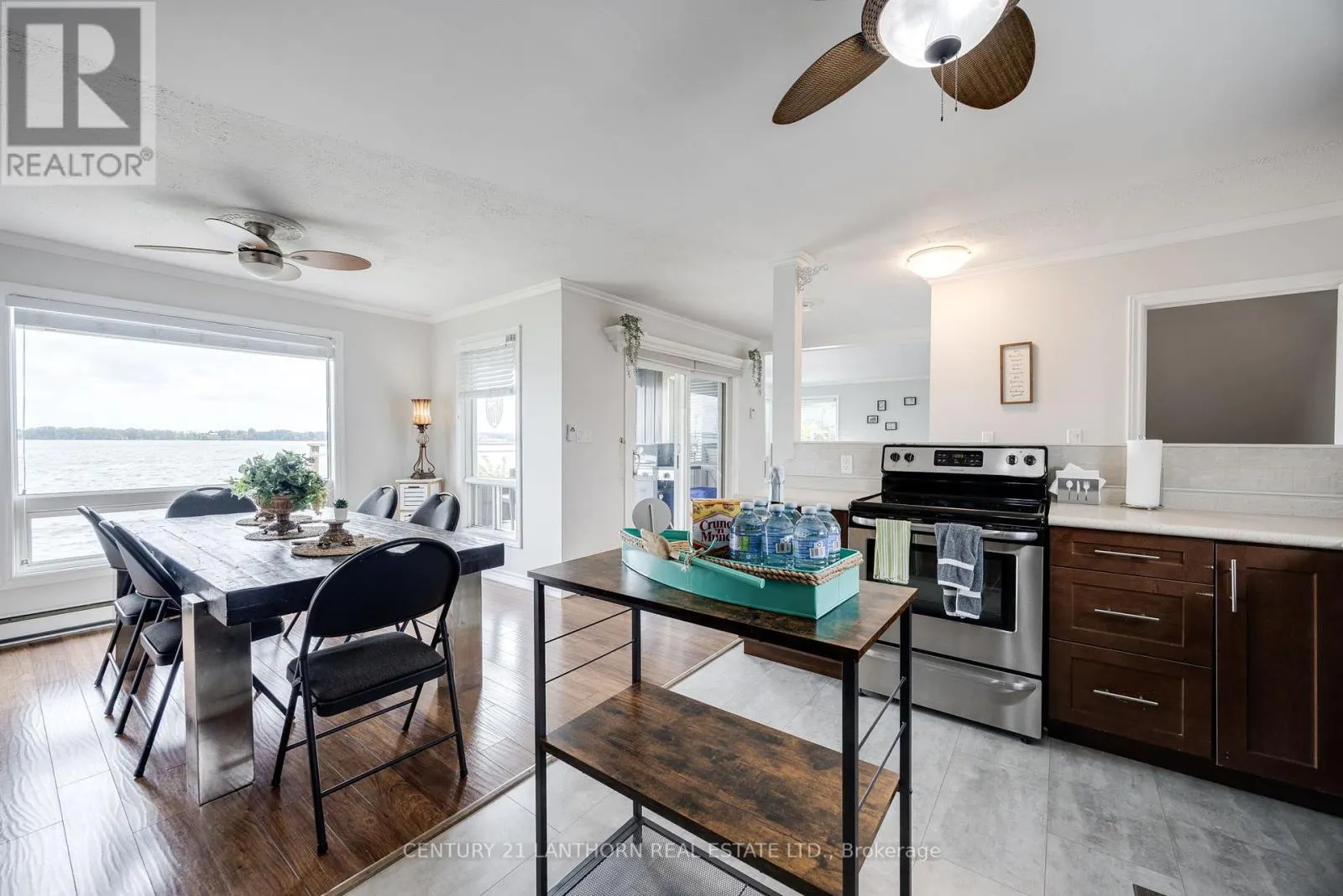 50 BAYVIEW DRIVE