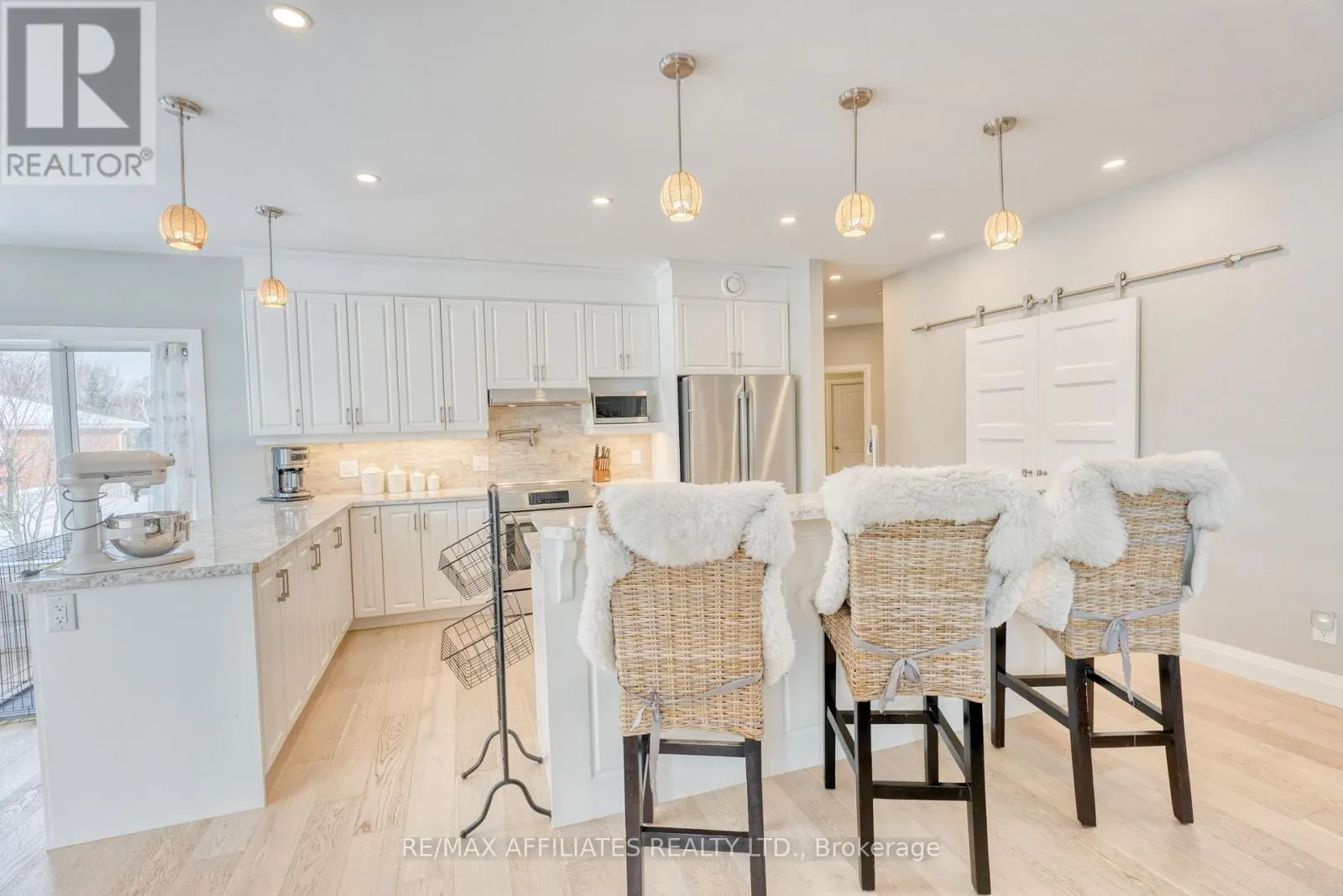 23 TUDOR CIRCLE