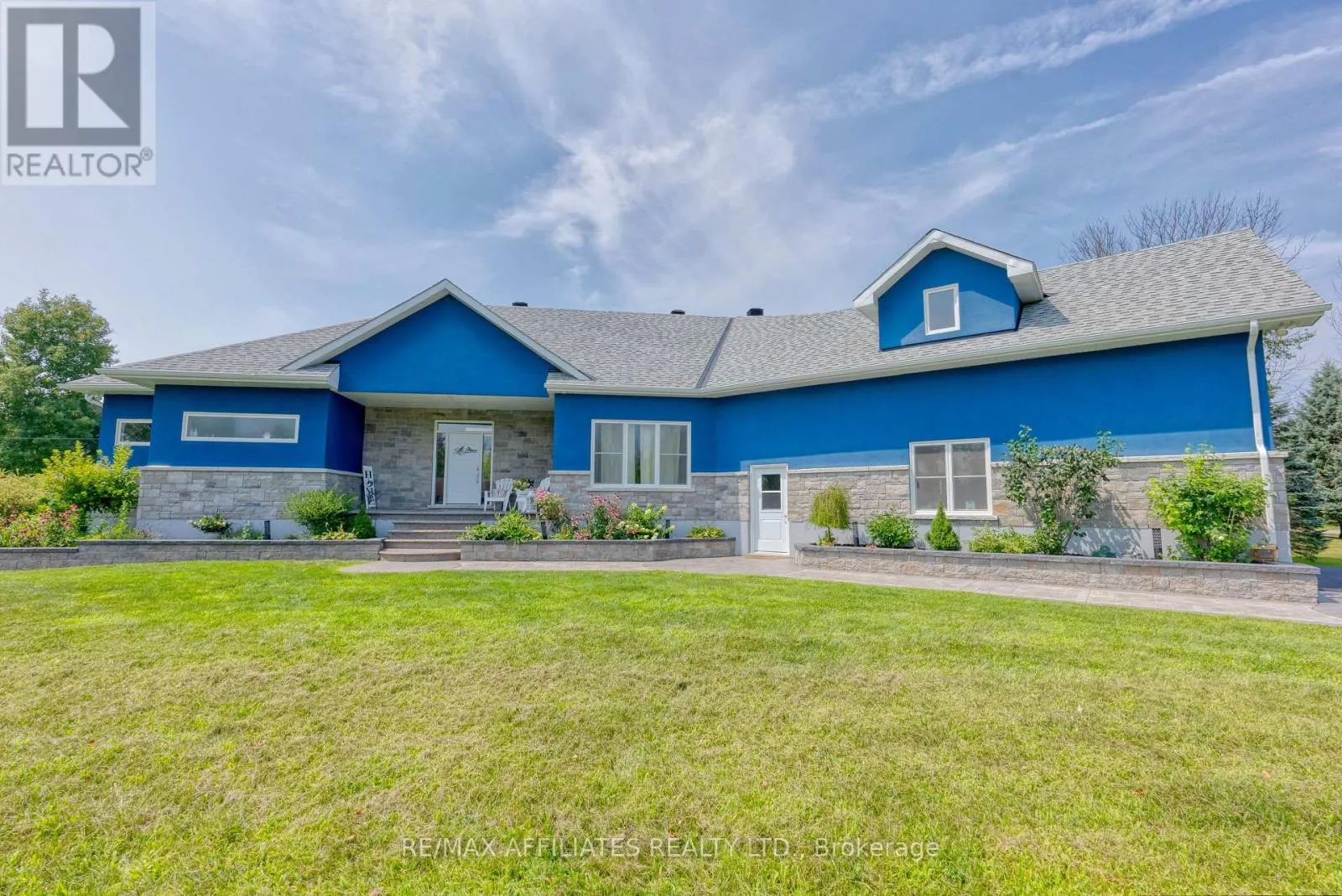 23 TUDOR CIRCLE