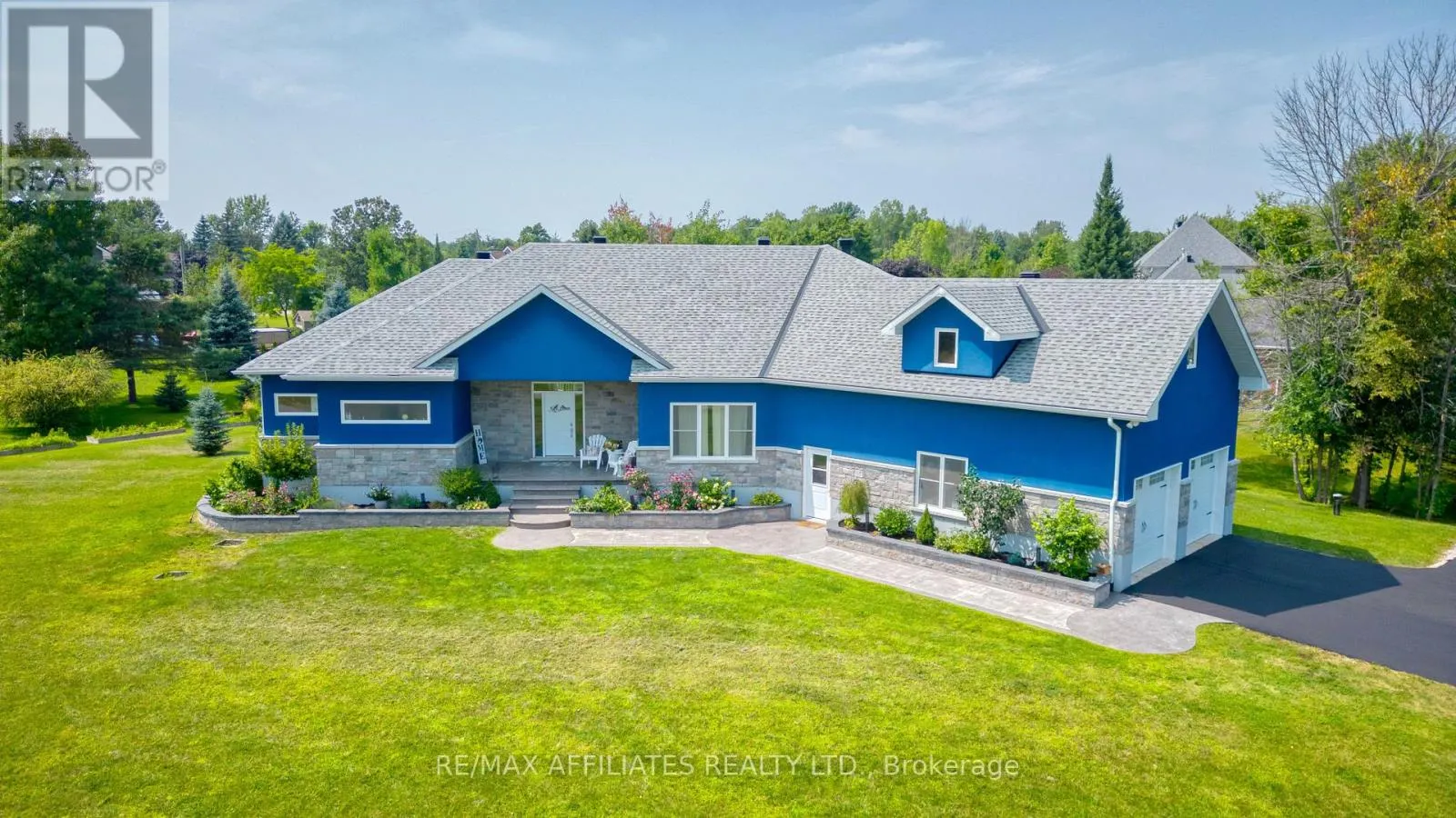 23 TUDOR CIRCLE
