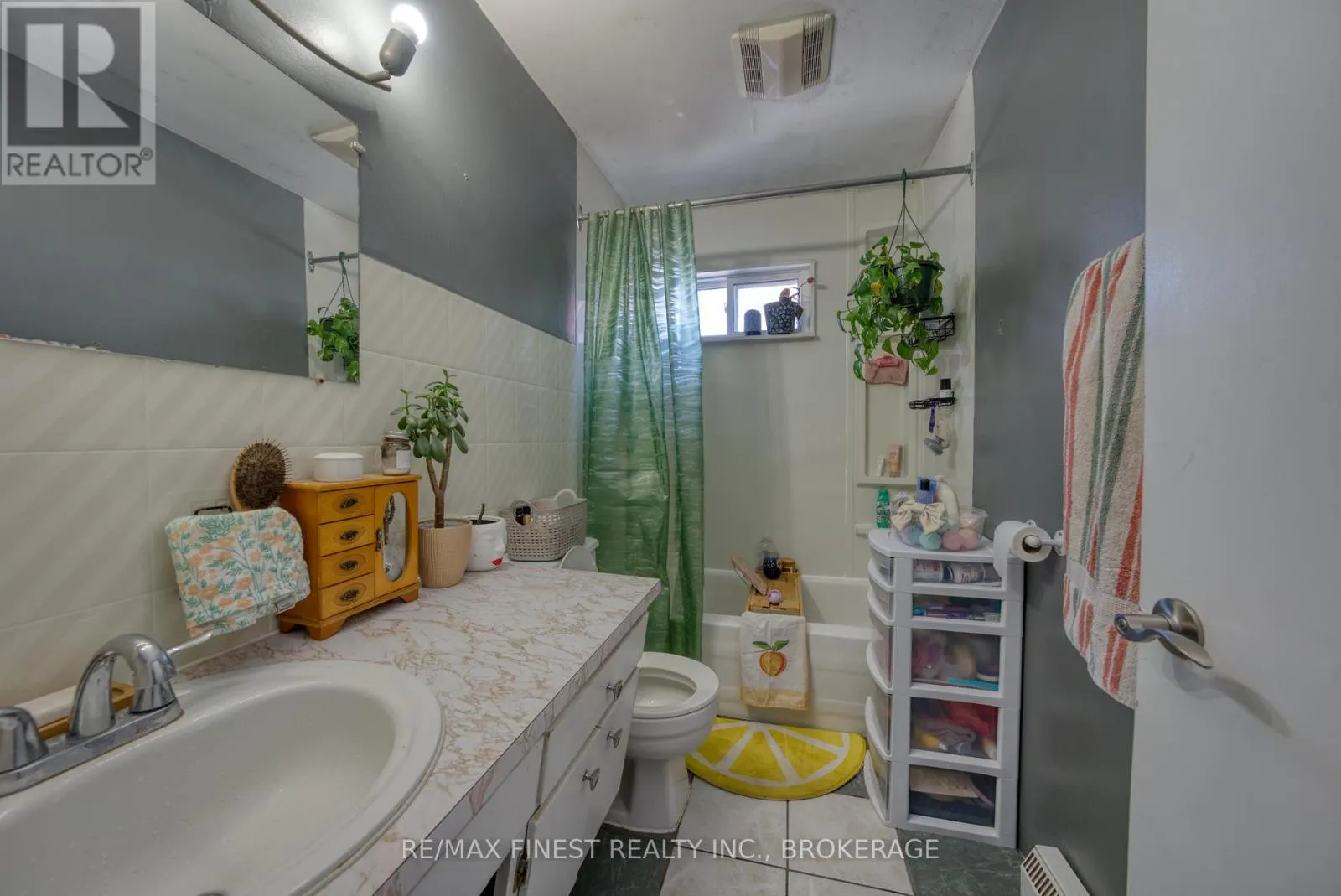 477 MACDONNELL STREET