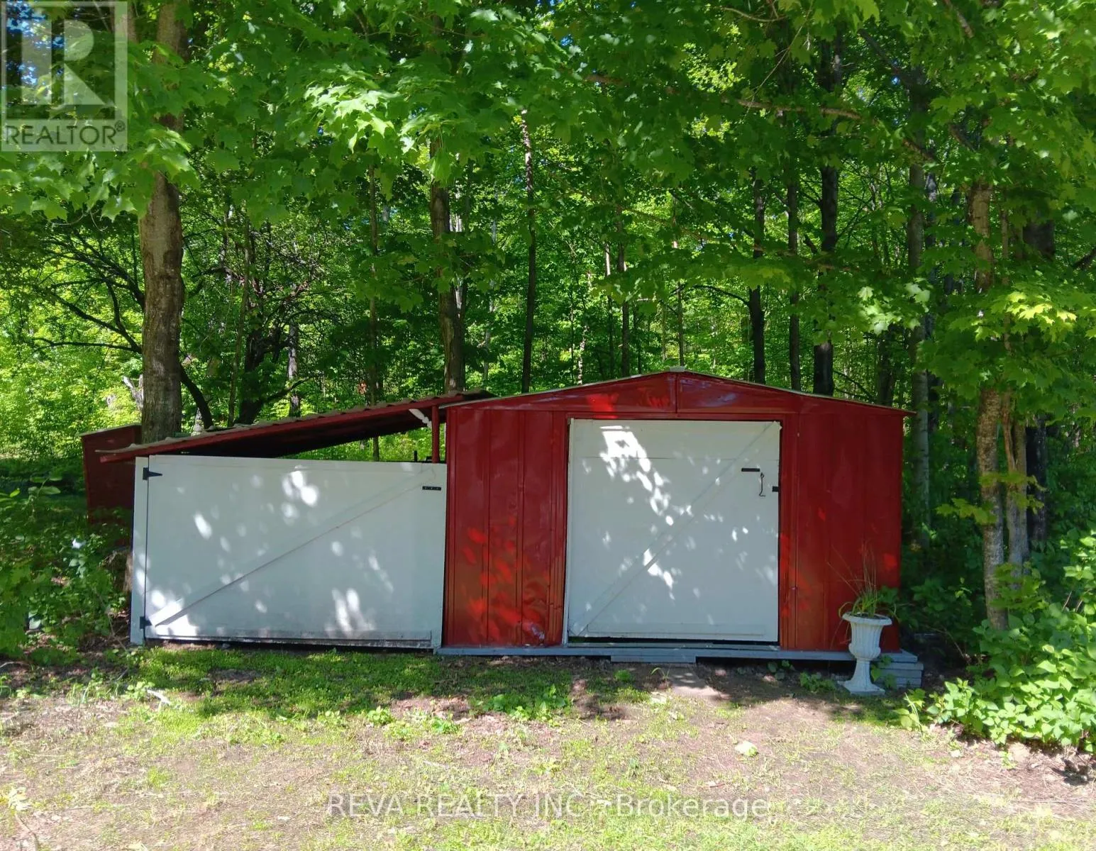1476 HILLSVIEW ROAD