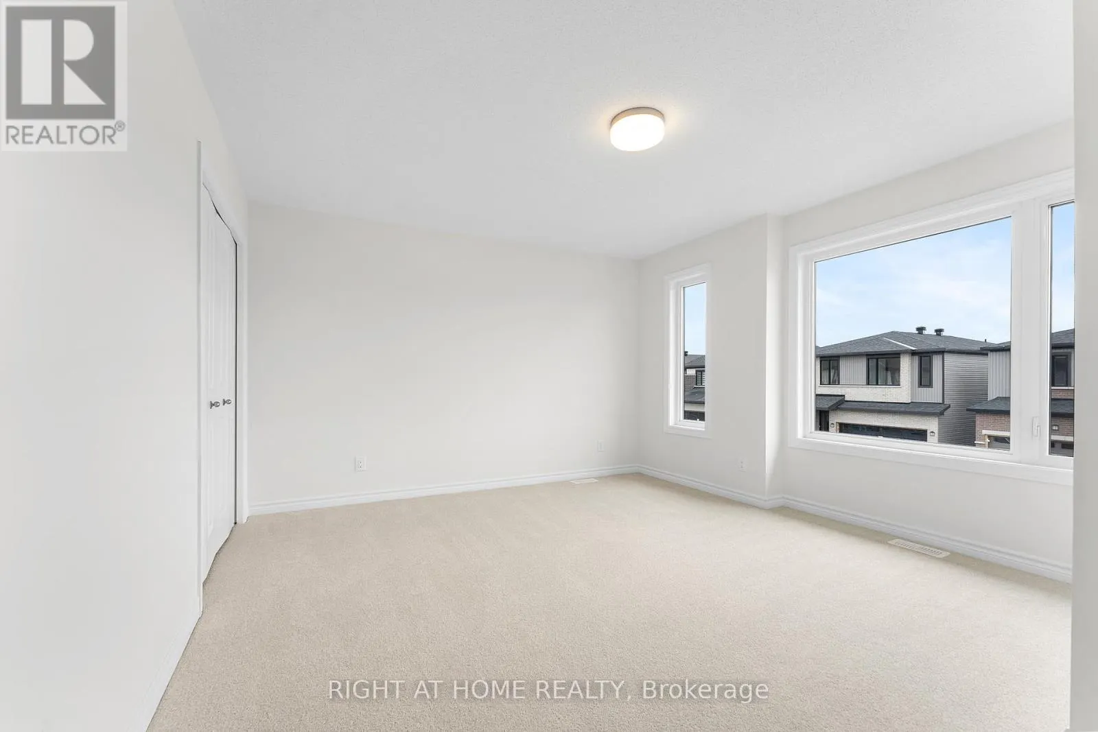 118 LUMEN PLACE