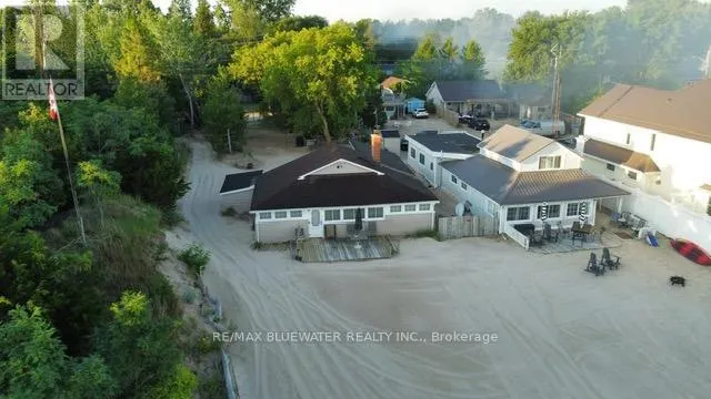 6388 WEST PARKWAY DRIVE
