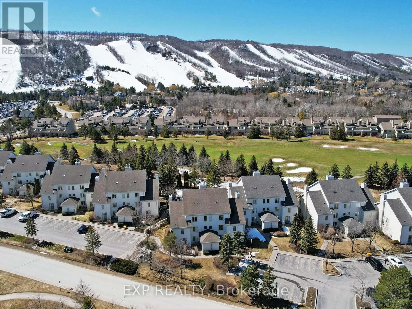 215 - 120 FAIRWAY COURT